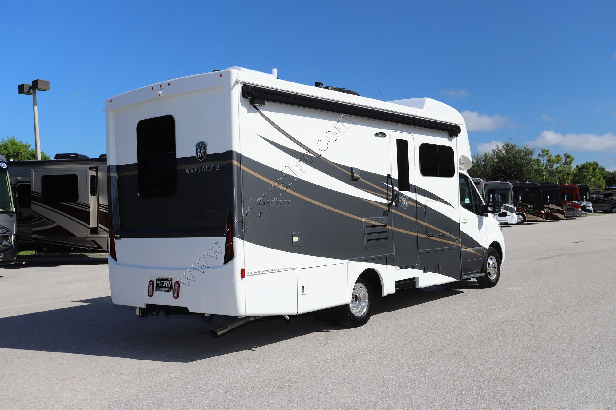 New 2023 Tiffin Motor Homes Wayfarer 25JW Class C  For Sale