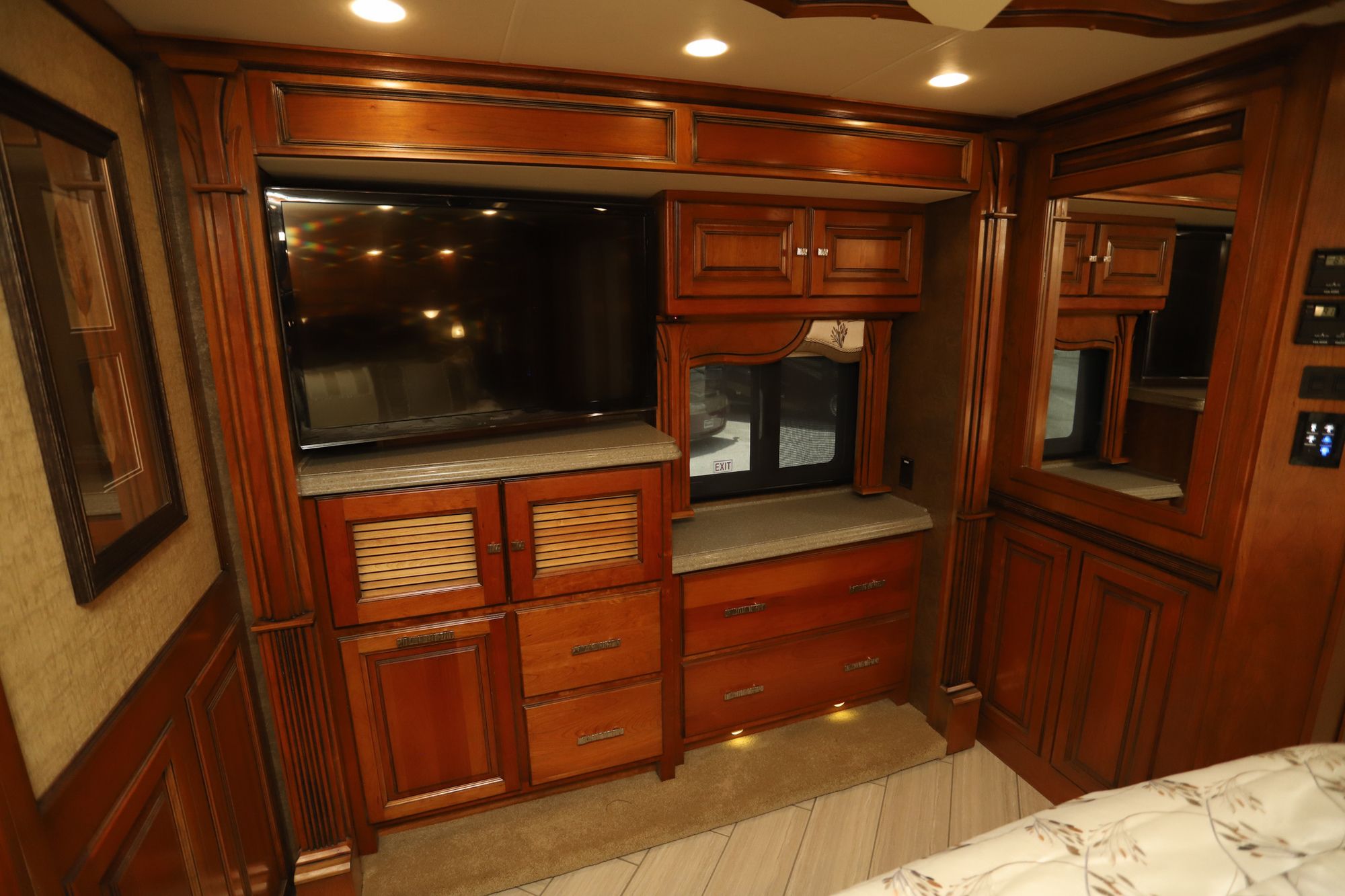 Used 2014 Tiffin Motor Homes Allegro Bus 45LP Class A  For Sale