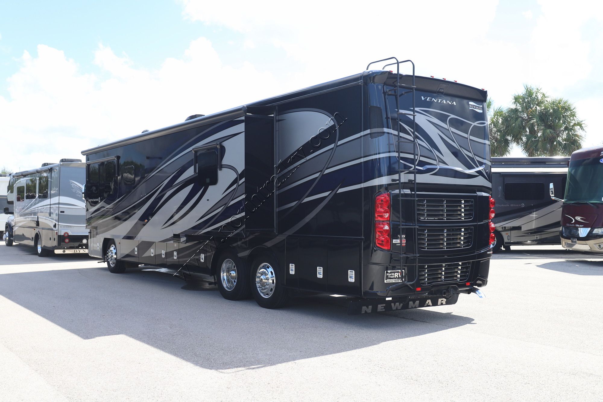 Used 2018 Newmar Ventana 4002 Class A  For Sale