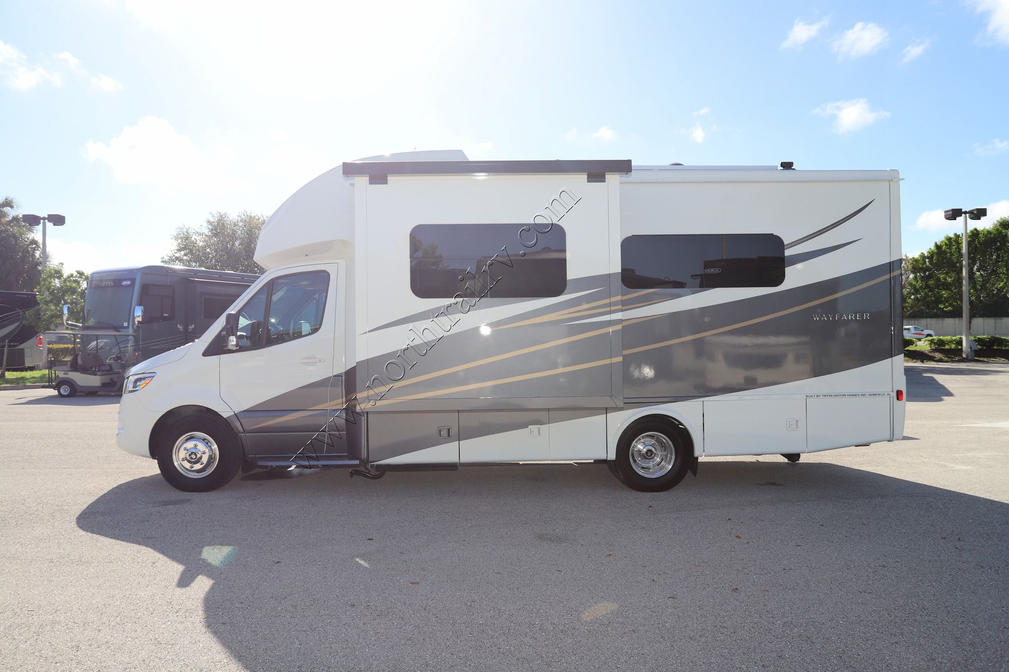 New 2023 Tiffin Motor Homes Wayfarer 25JW Class C  For Sale