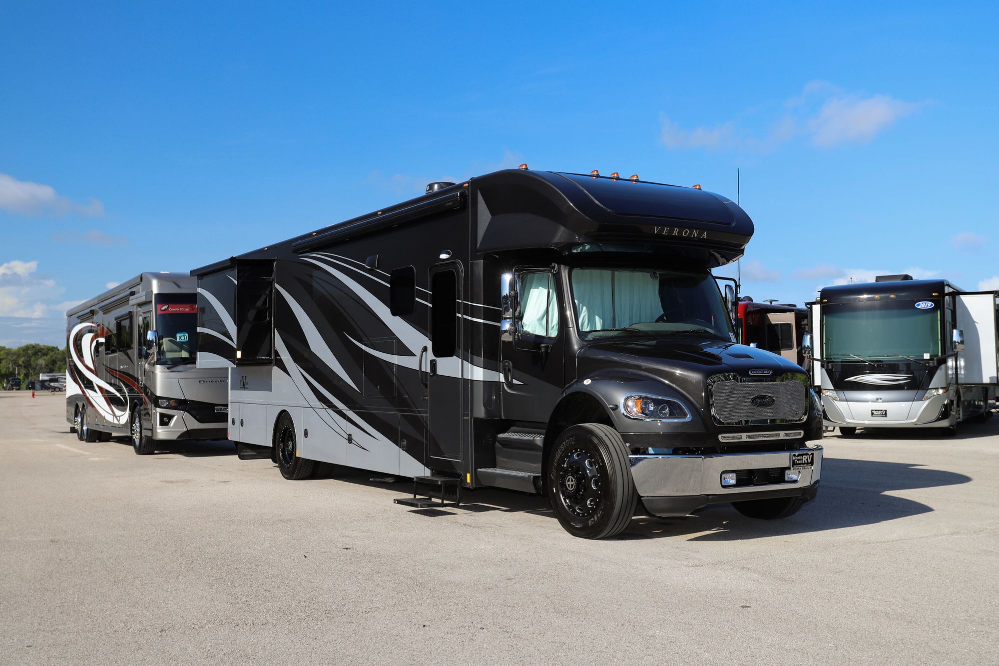 New 2023 Renegade Rv Verona 36VSB Super C  For Sale