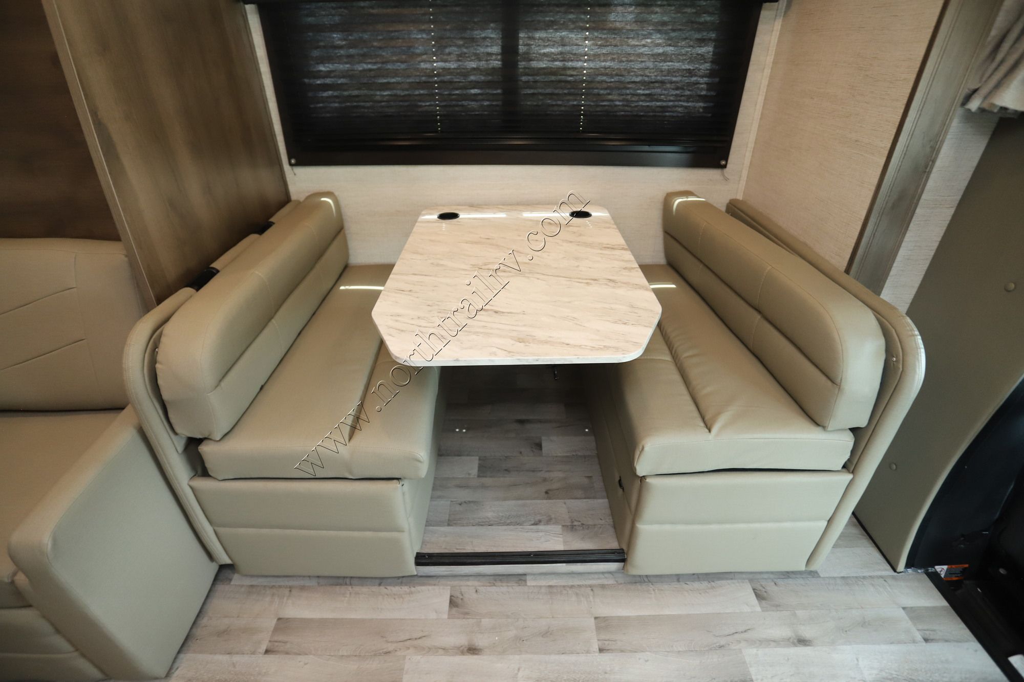 New 2022 Jayco Melbourne 24R Class C  For Sale