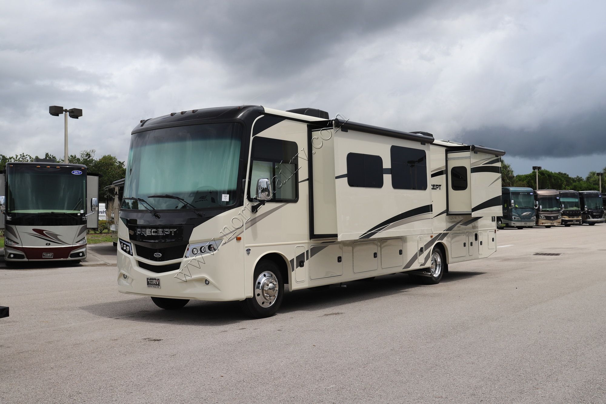 New 2023 Jayco Precept 36A Class A  For Sale