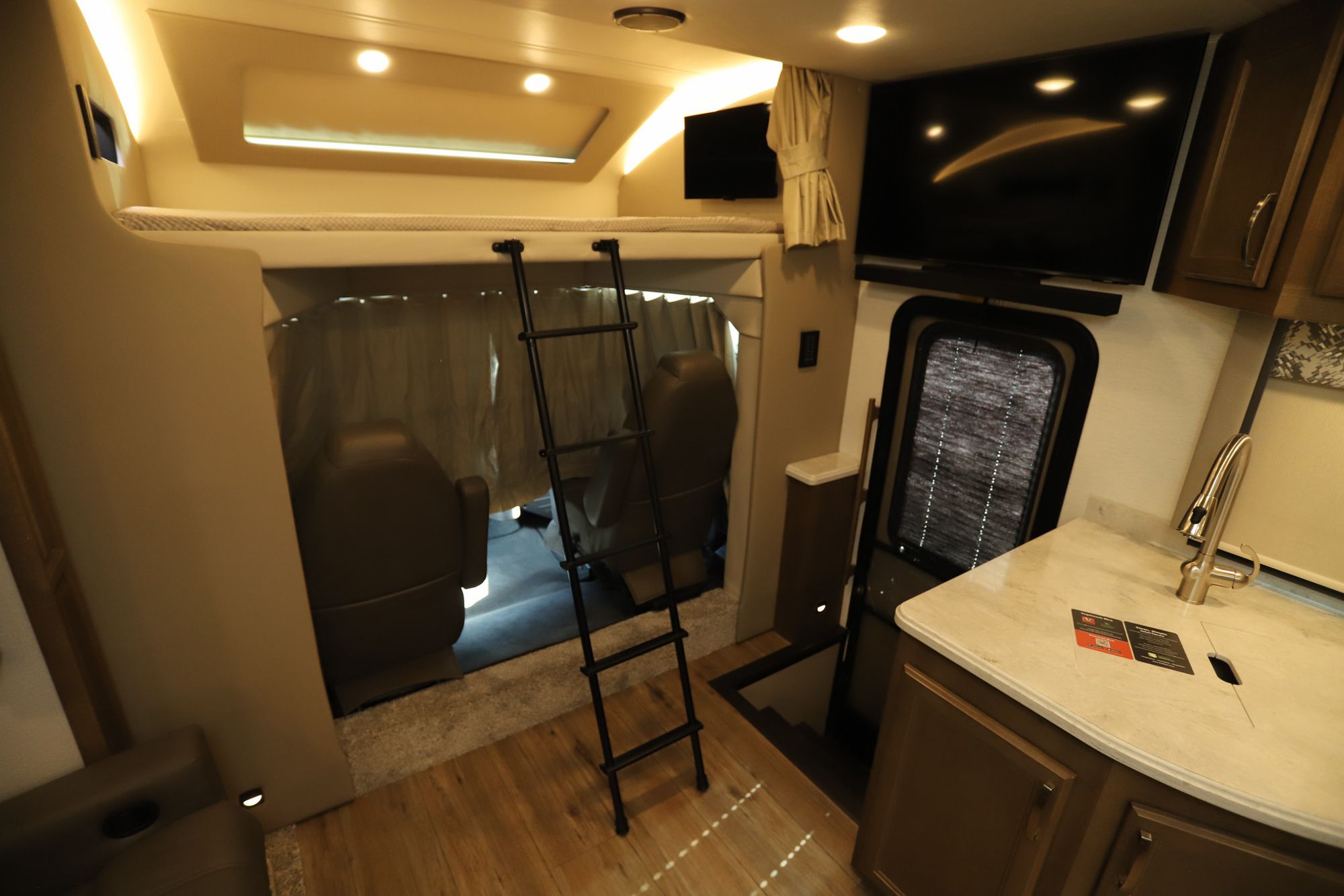 New 2023 Renegade Rv Verona 36VSB Super C  For Sale