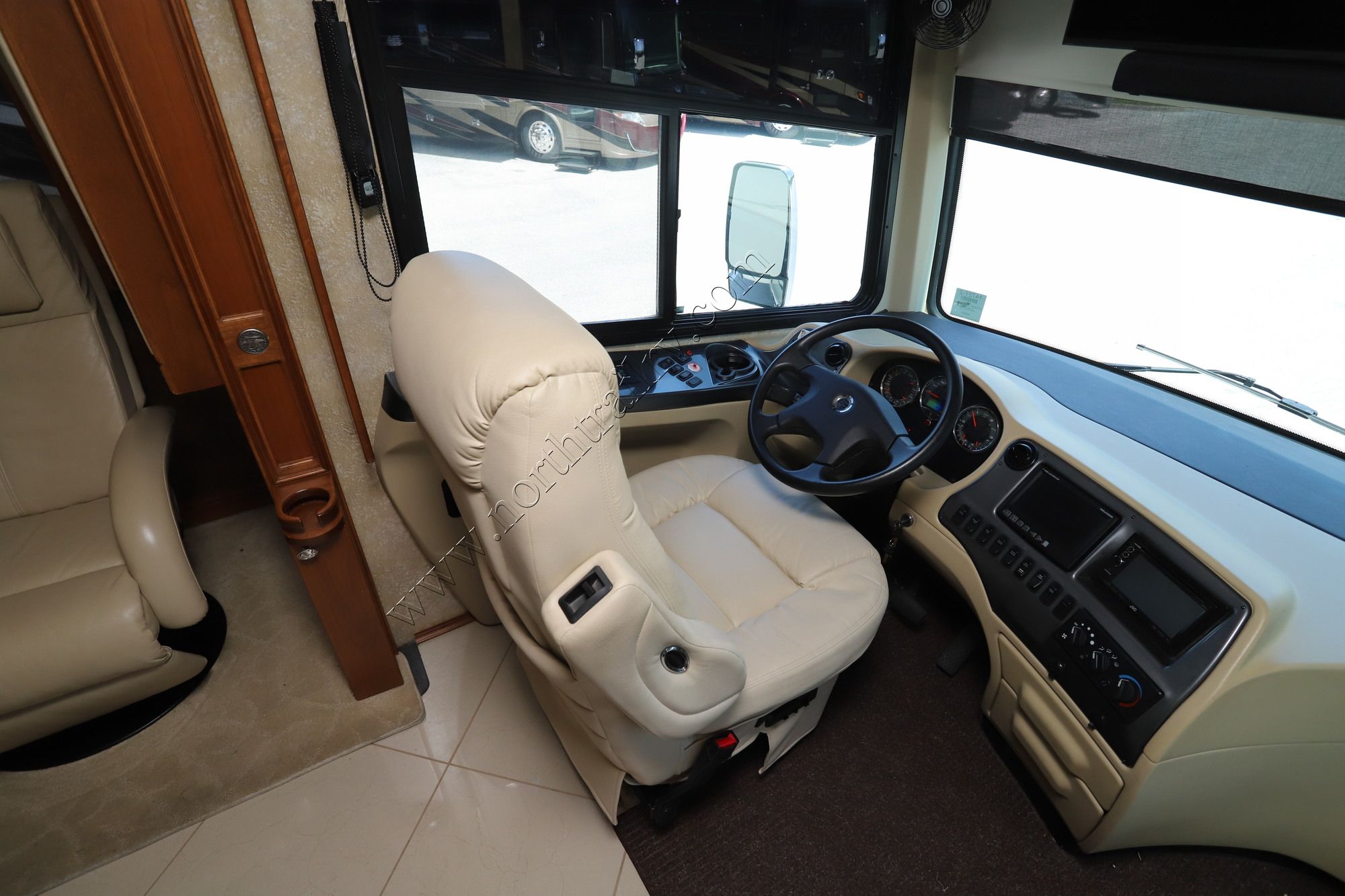 Used 2011 Tiffin Motor Homes Phaeton 40QBH Class A  For Sale