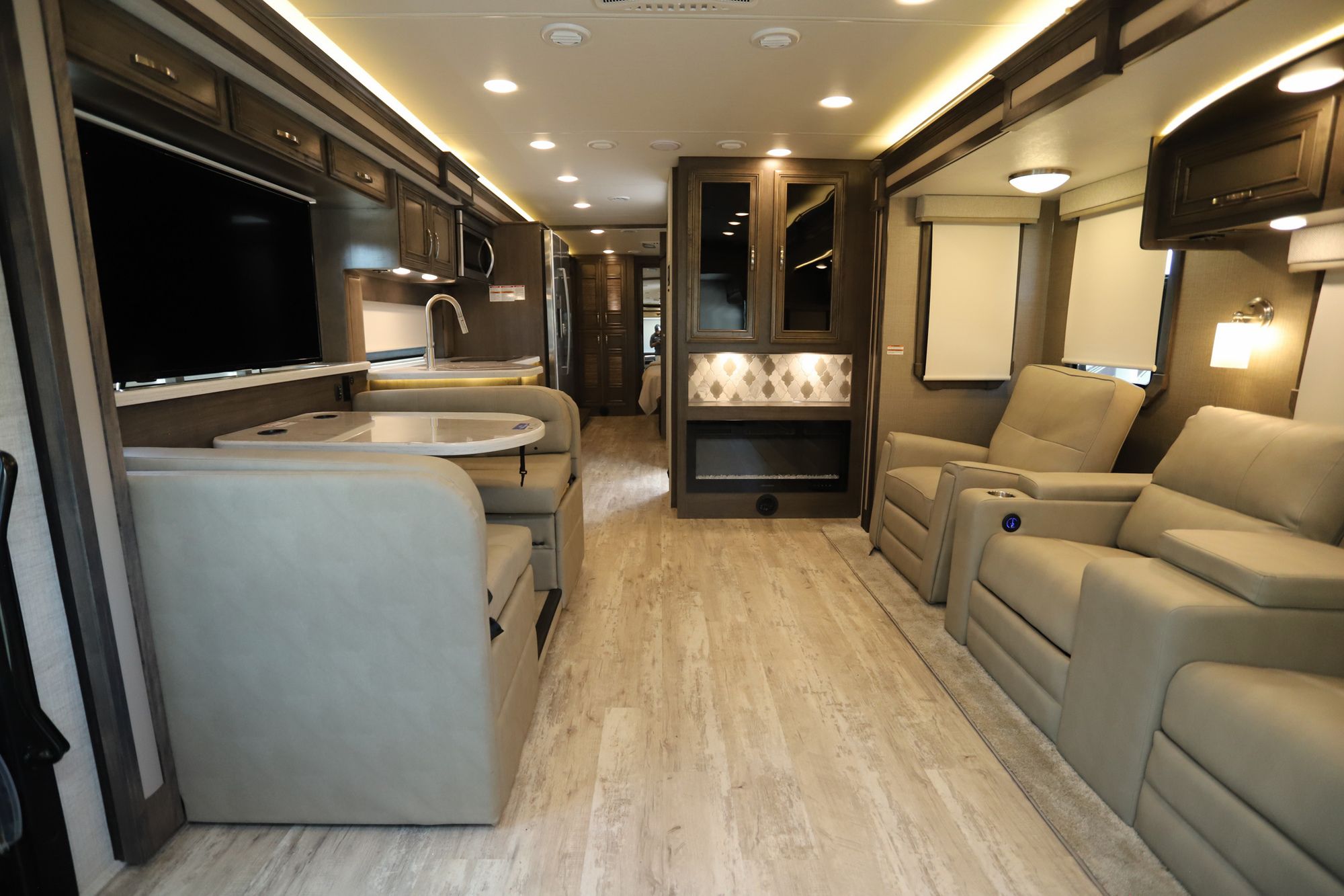 New 2023 Jayco Precept 36H Class A  For Sale