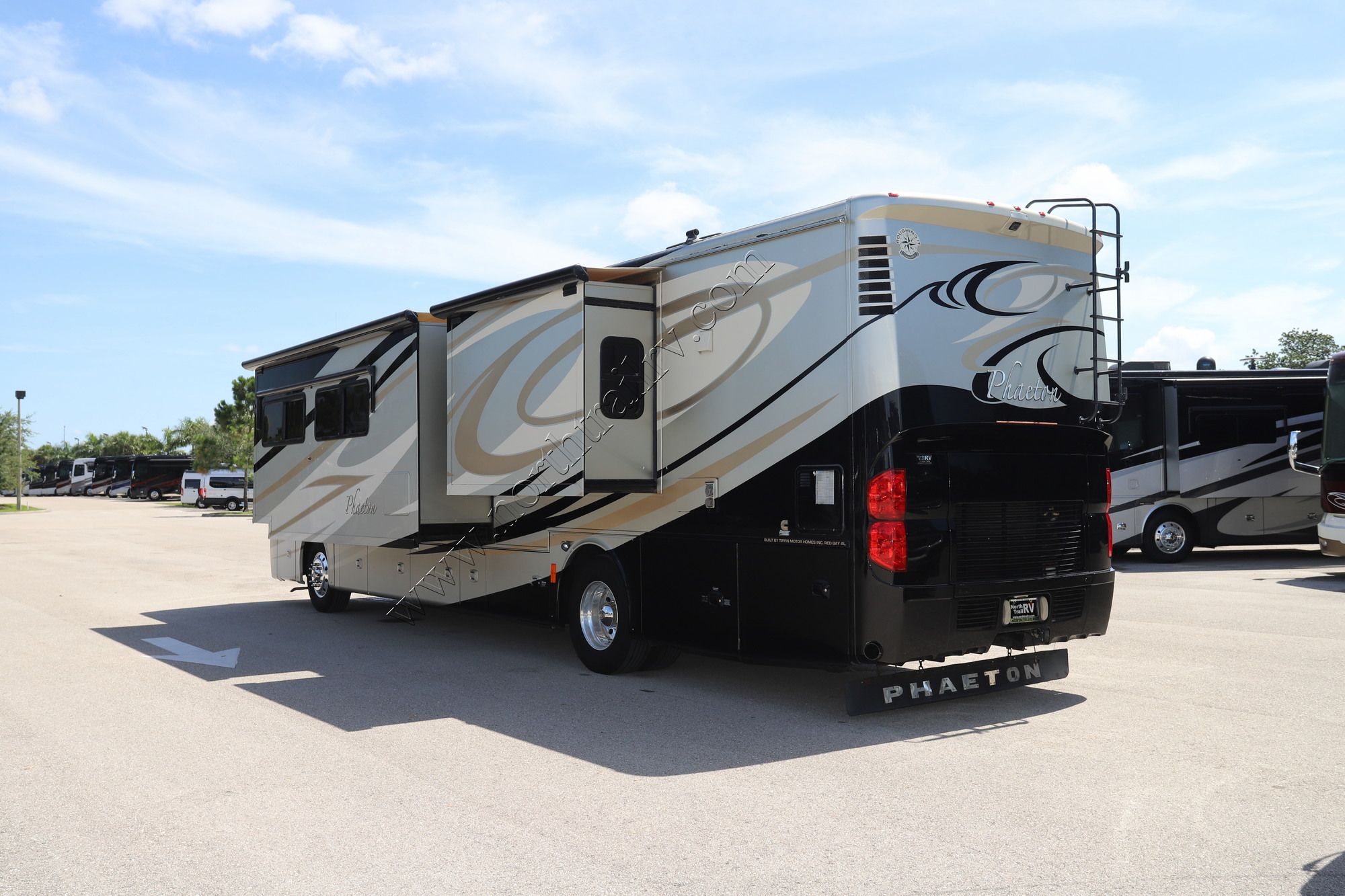 Used 2011 Tiffin Motor Homes Phaeton 40QBH Class A  For Sale