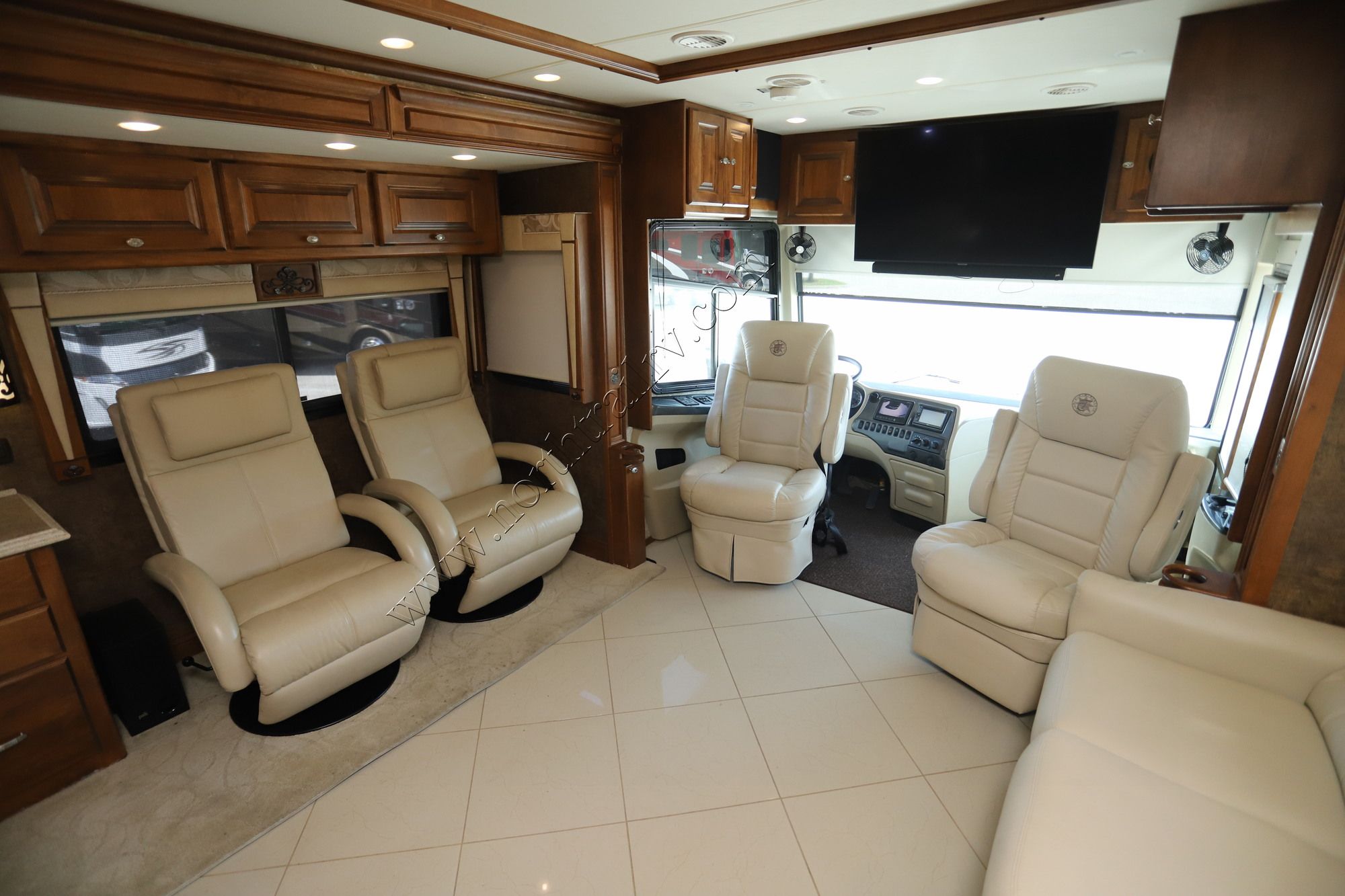 Used 2011 Tiffin Motor Homes Phaeton 40QBH Class A  For Sale