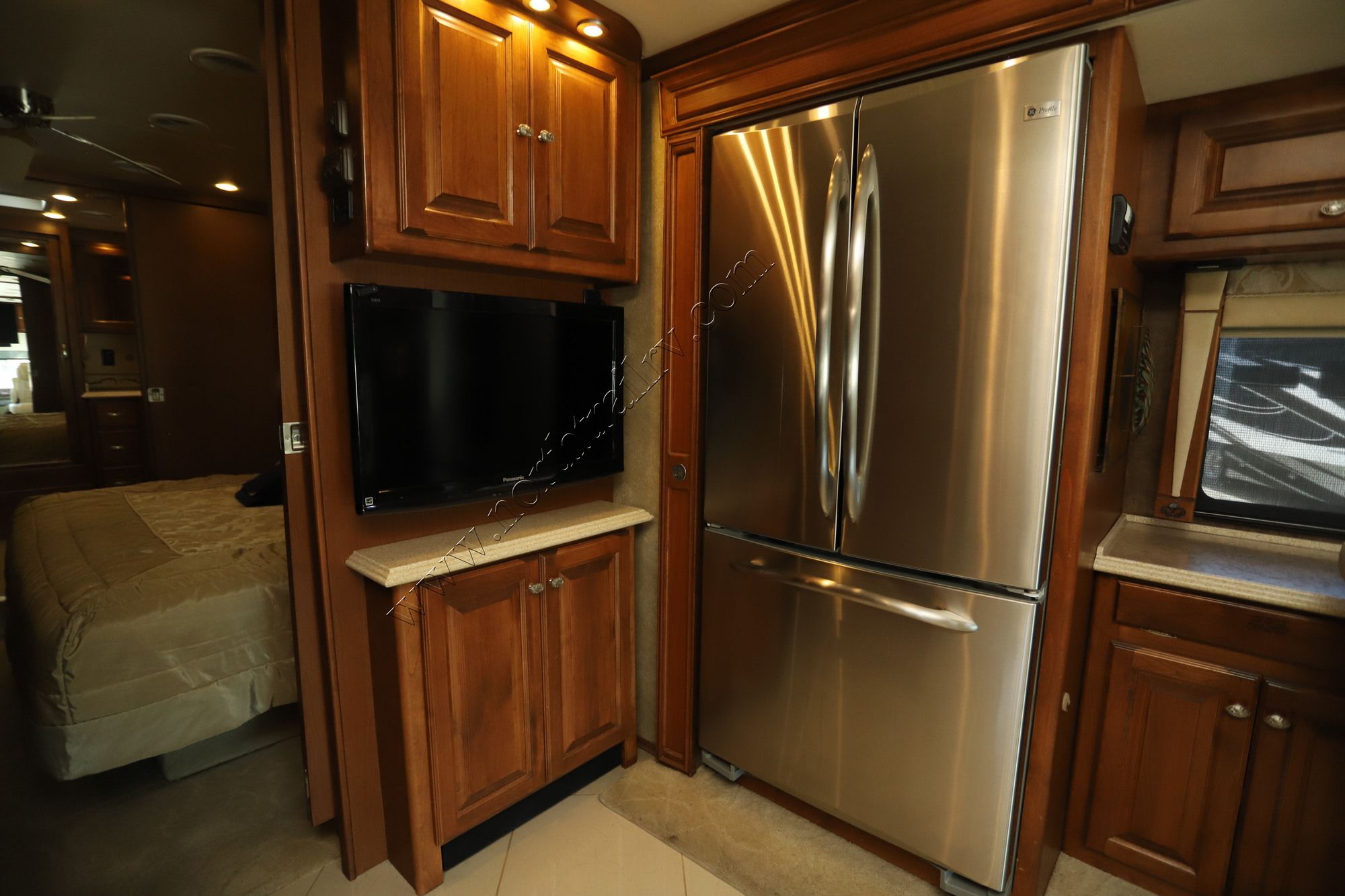 Used 2011 Tiffin Motor Homes Phaeton 40QBH Class A  For Sale