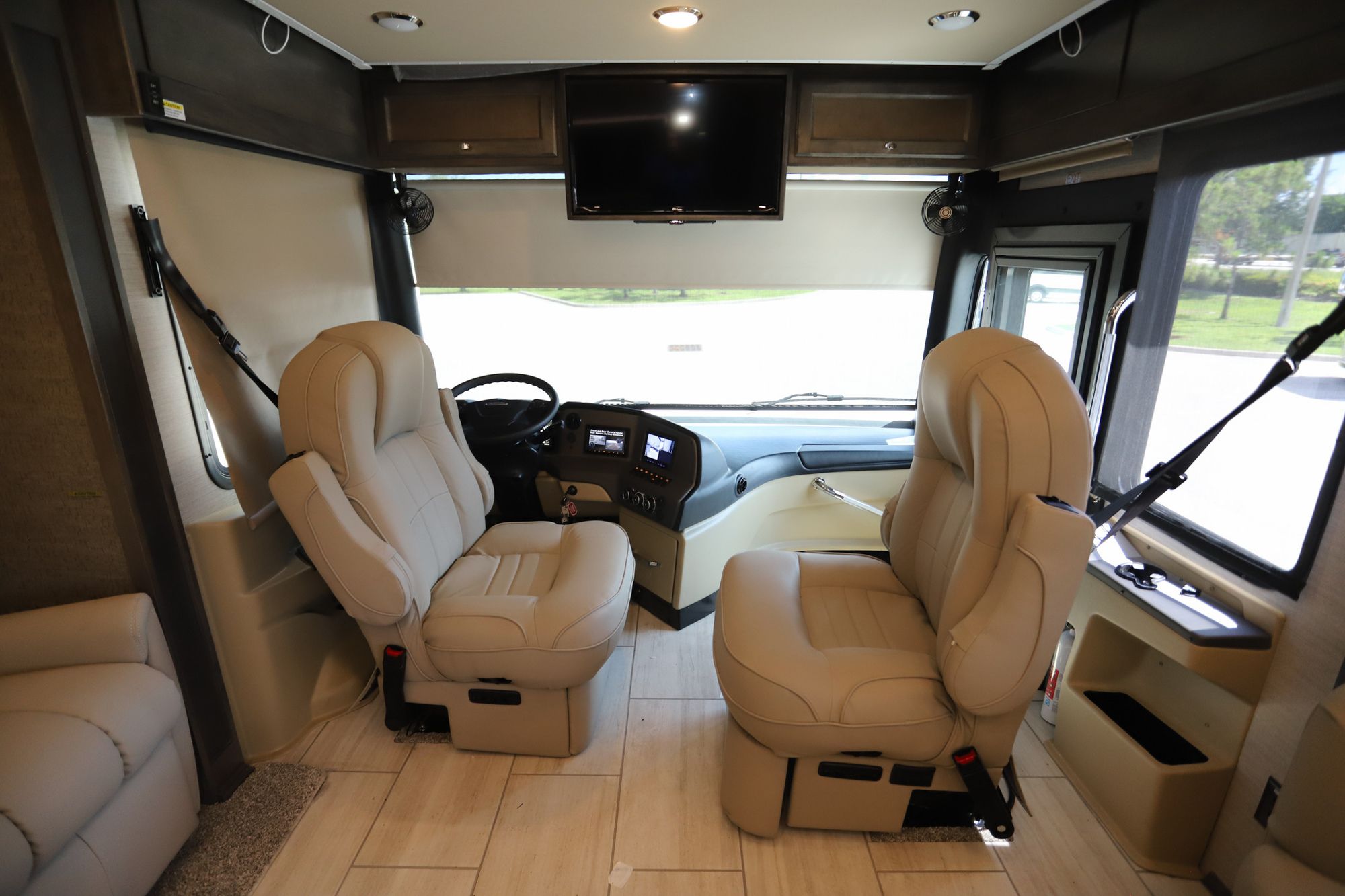 New 2022 Tiffin Motor Homes Allegro Red 33AA Class A  For Sale