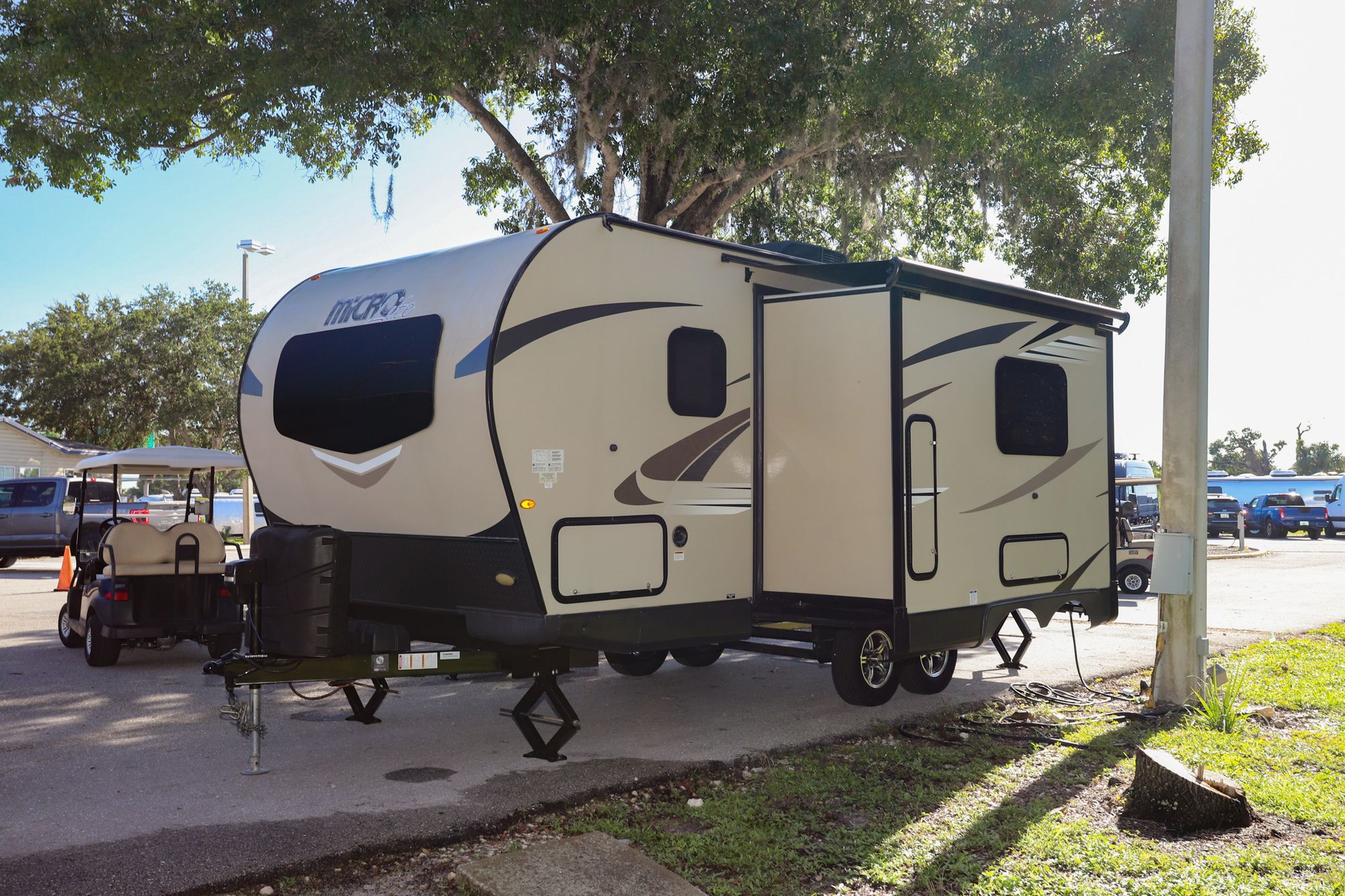 Used 2019 Forest River Flagstaff Micro Light 21DS Travel Trailer  For Sale