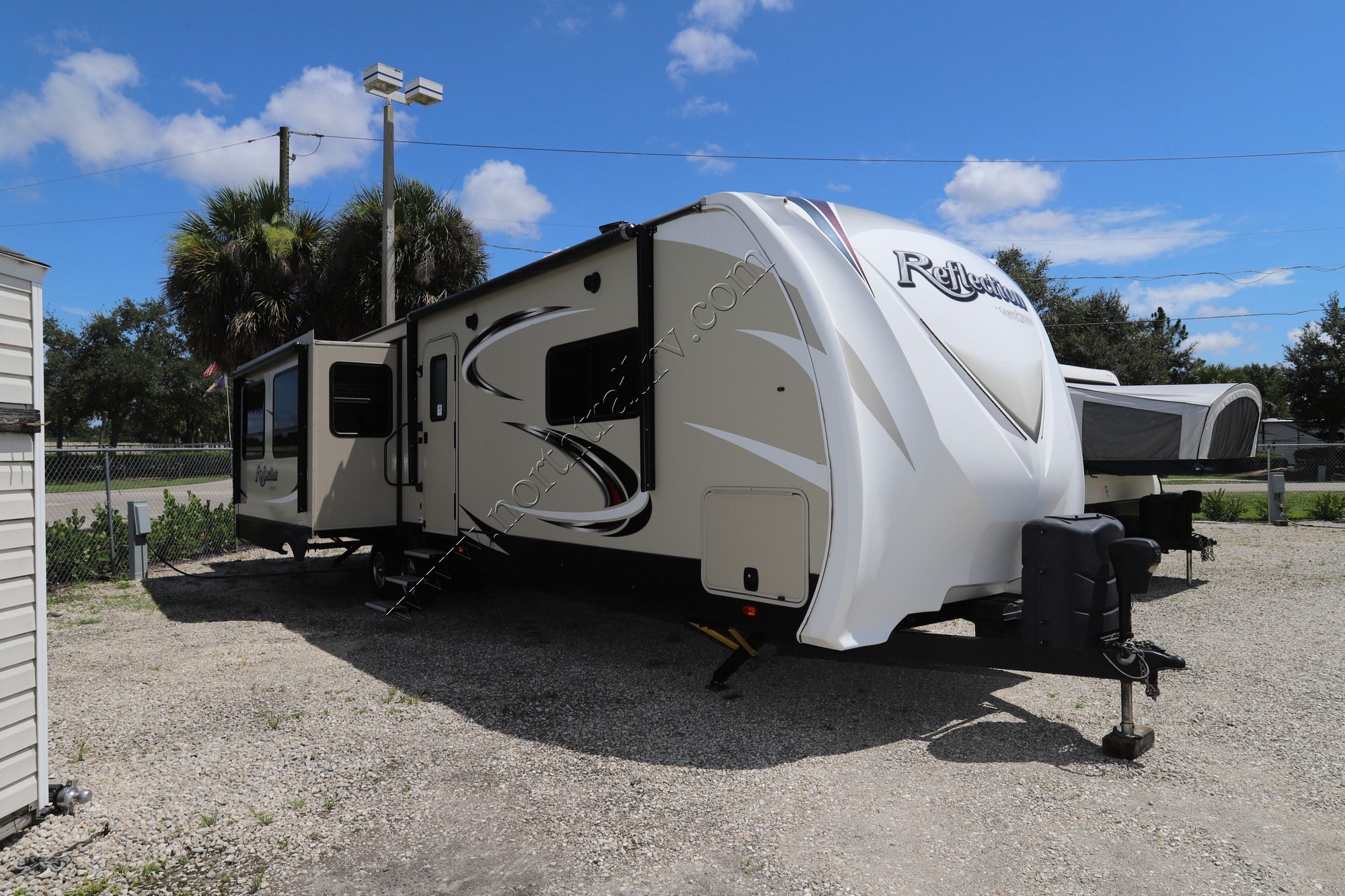 Used 2017 Grand Design Reflection 313RLTS Travel Trailer  For Sale