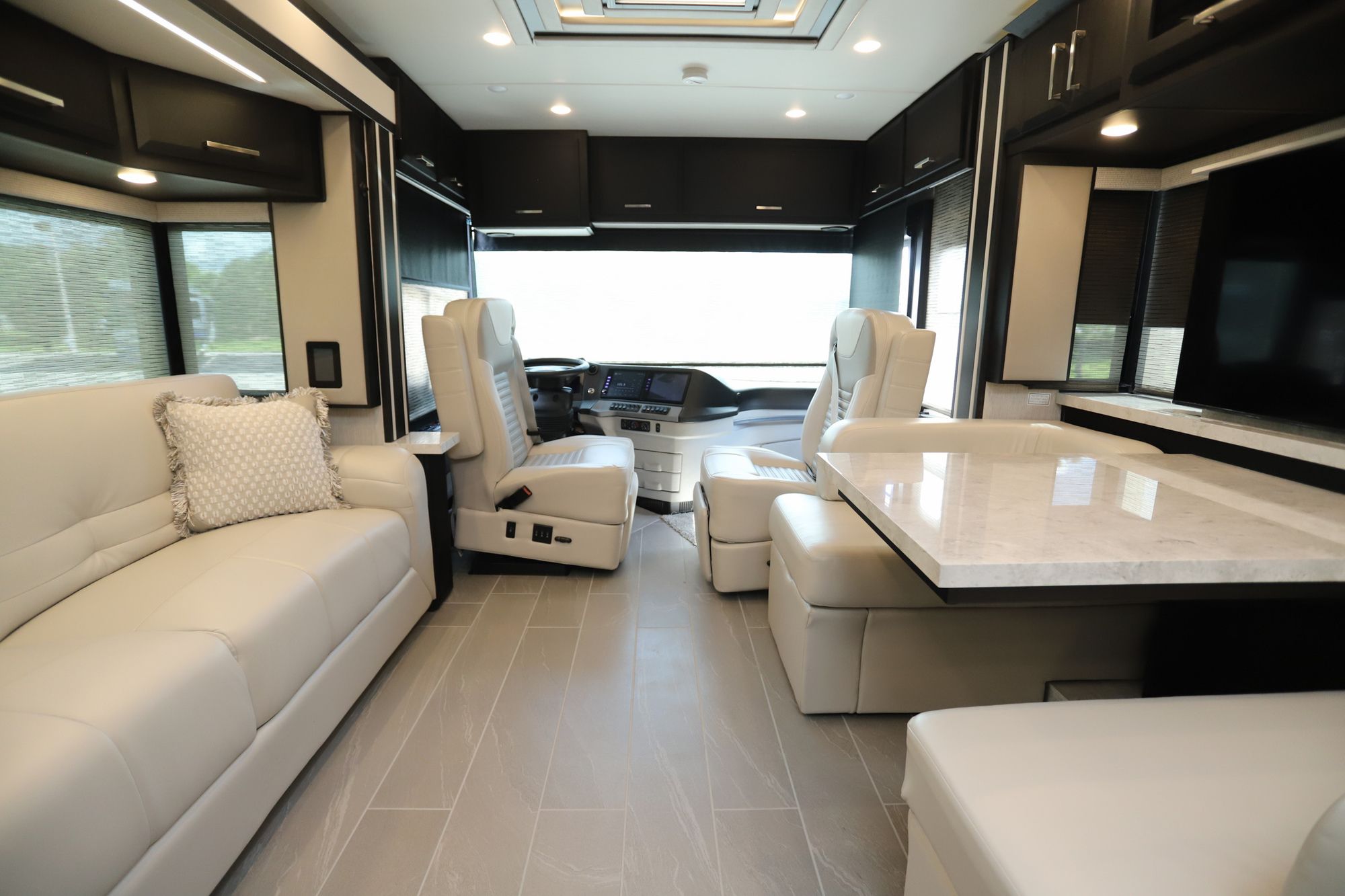 Used 2022 Newmar New Aire 3543 Class A  For Sale