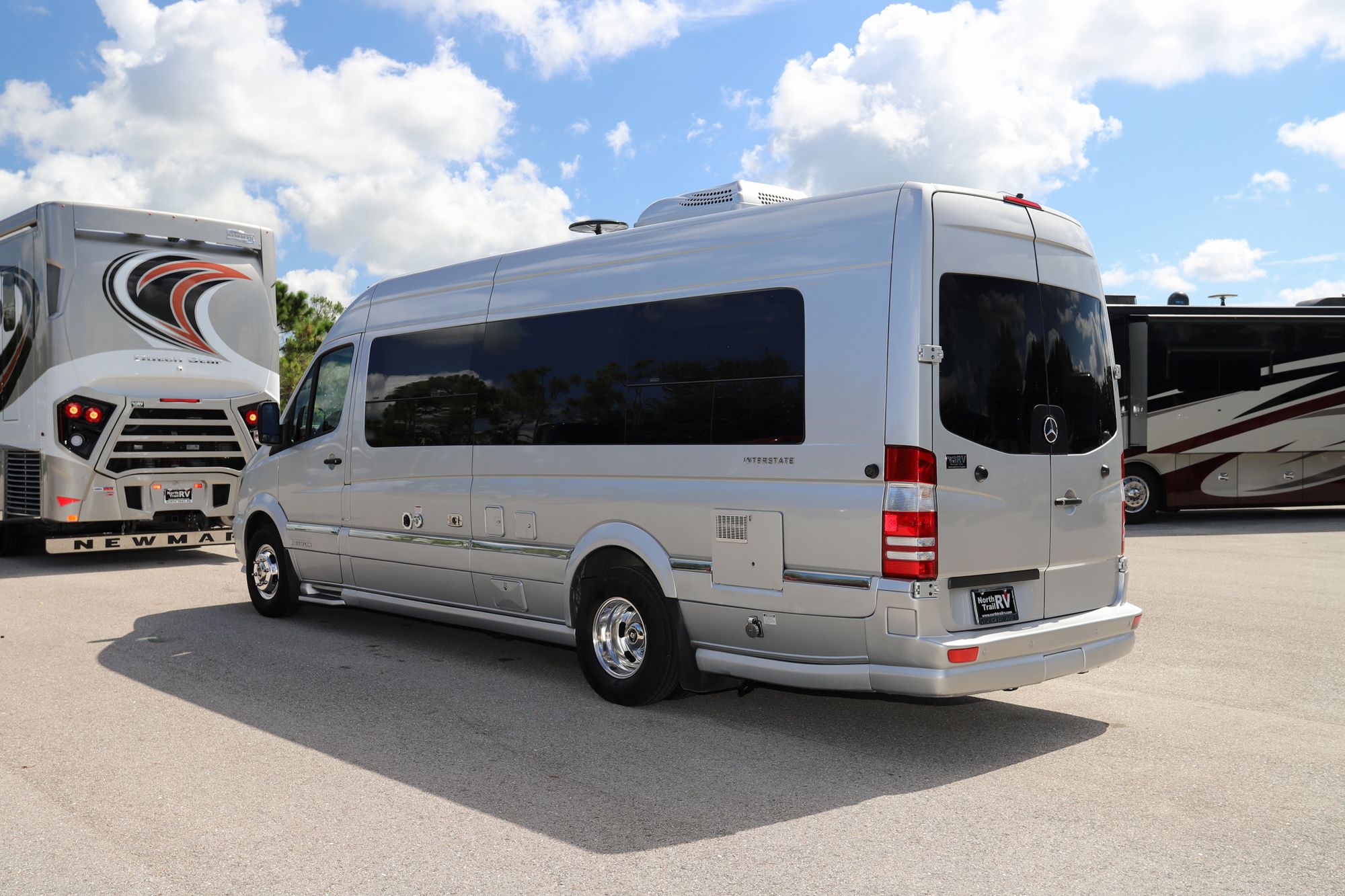 Used 2015 Airstream Interstate EXT LOUNGE Class B  For Sale