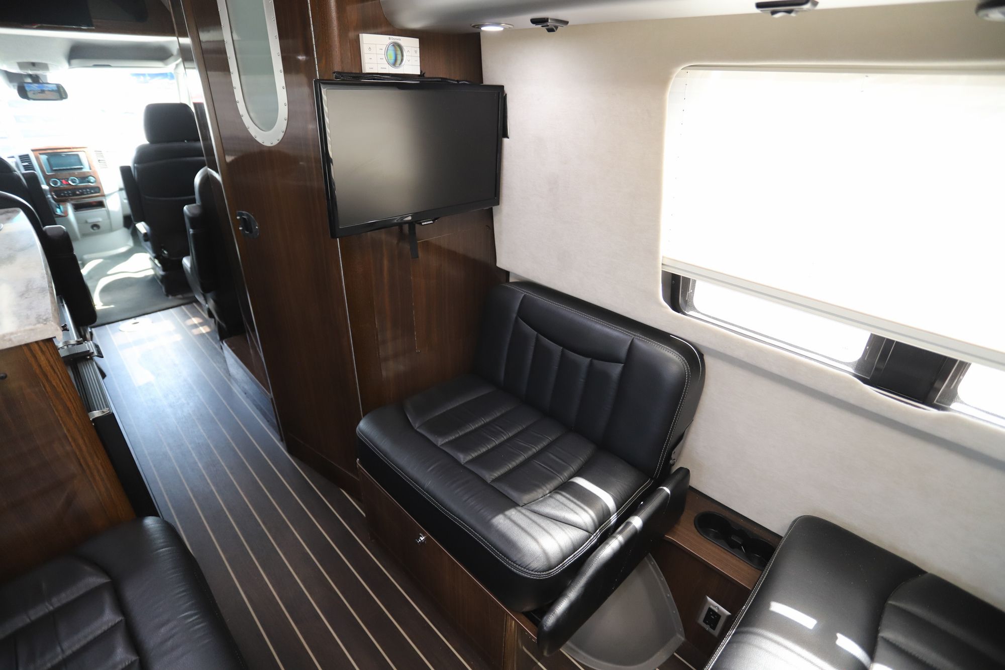 Used 2015 Airstream Interstate EXT LOUNGE Class B  For Sale