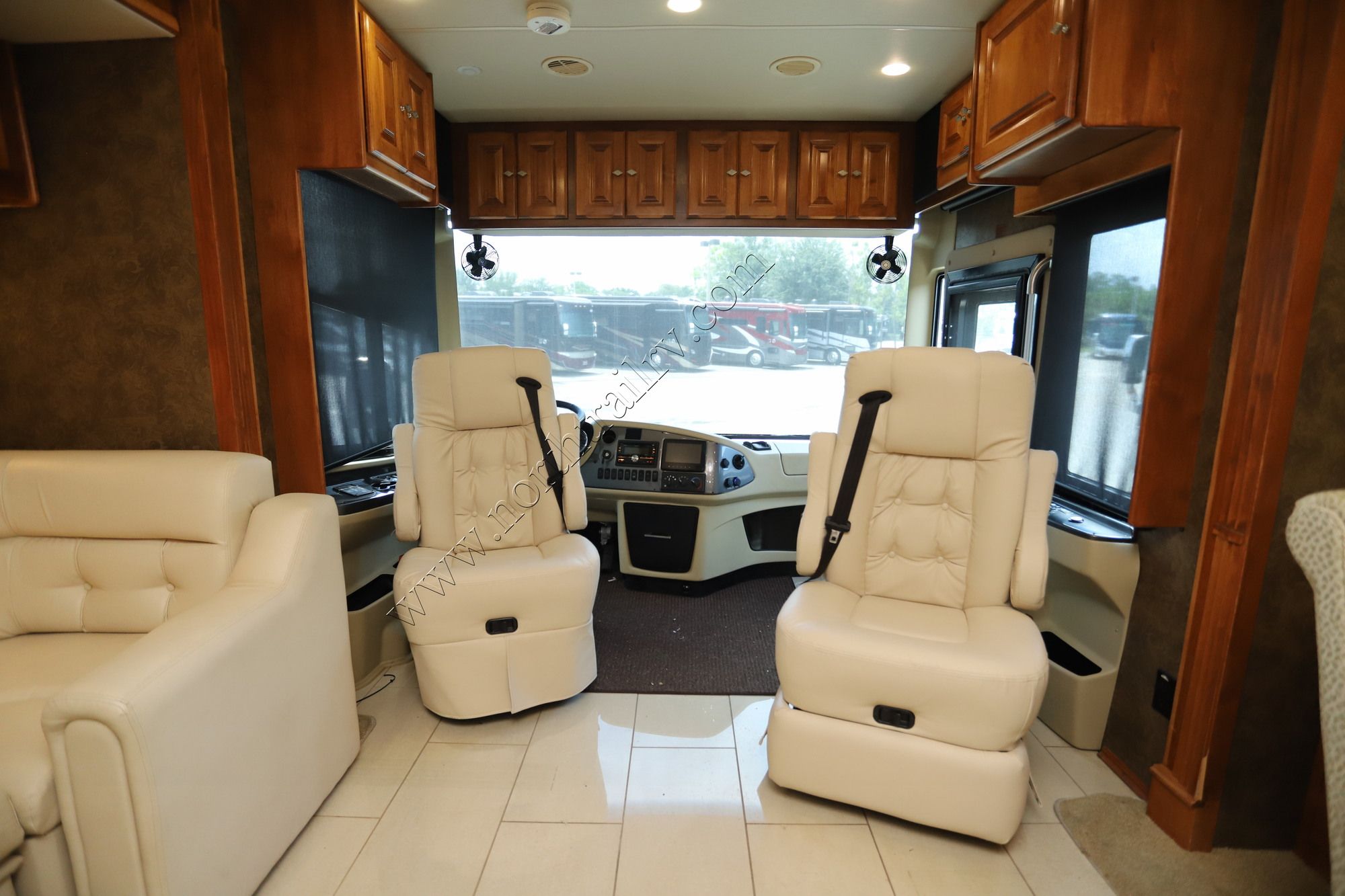 Used 2015 Tiffin Motor Homes Phaeton 40AH Class A  For Sale