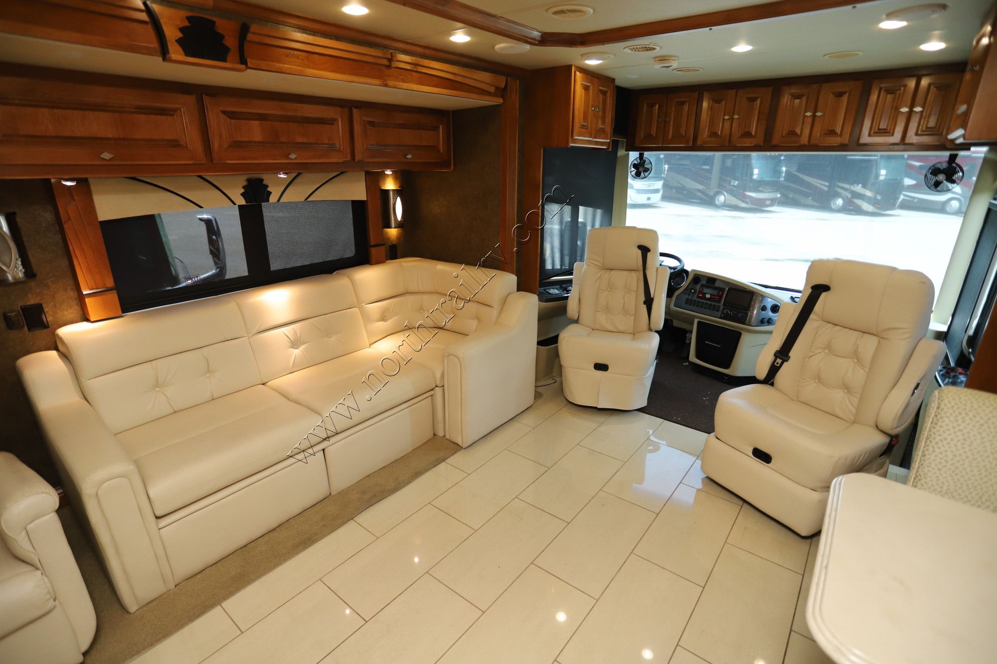 Used 2015 Tiffin Motor Homes Phaeton 40AH Class A  For Sale