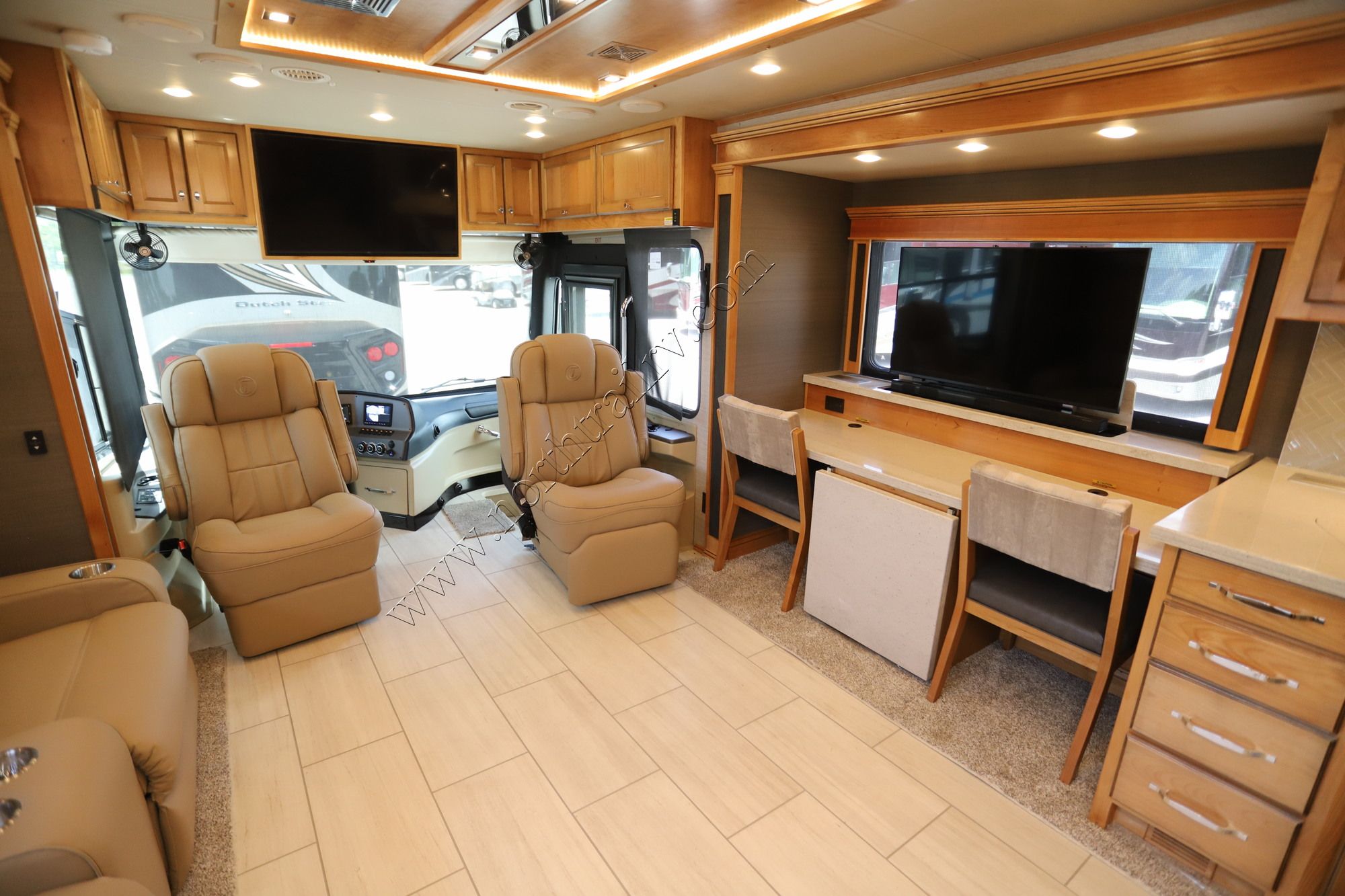 New 2022 Tiffin Motor Homes Allegro Red 33AA Class A  For Sale