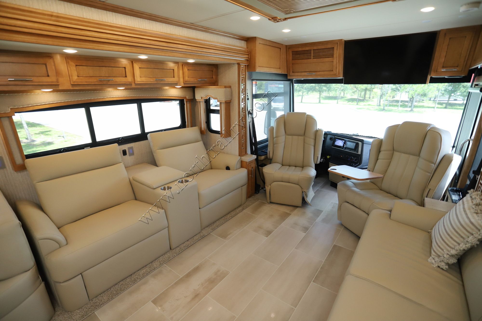 New 2022 Newmar Ventana 4369 Class A  For Sale