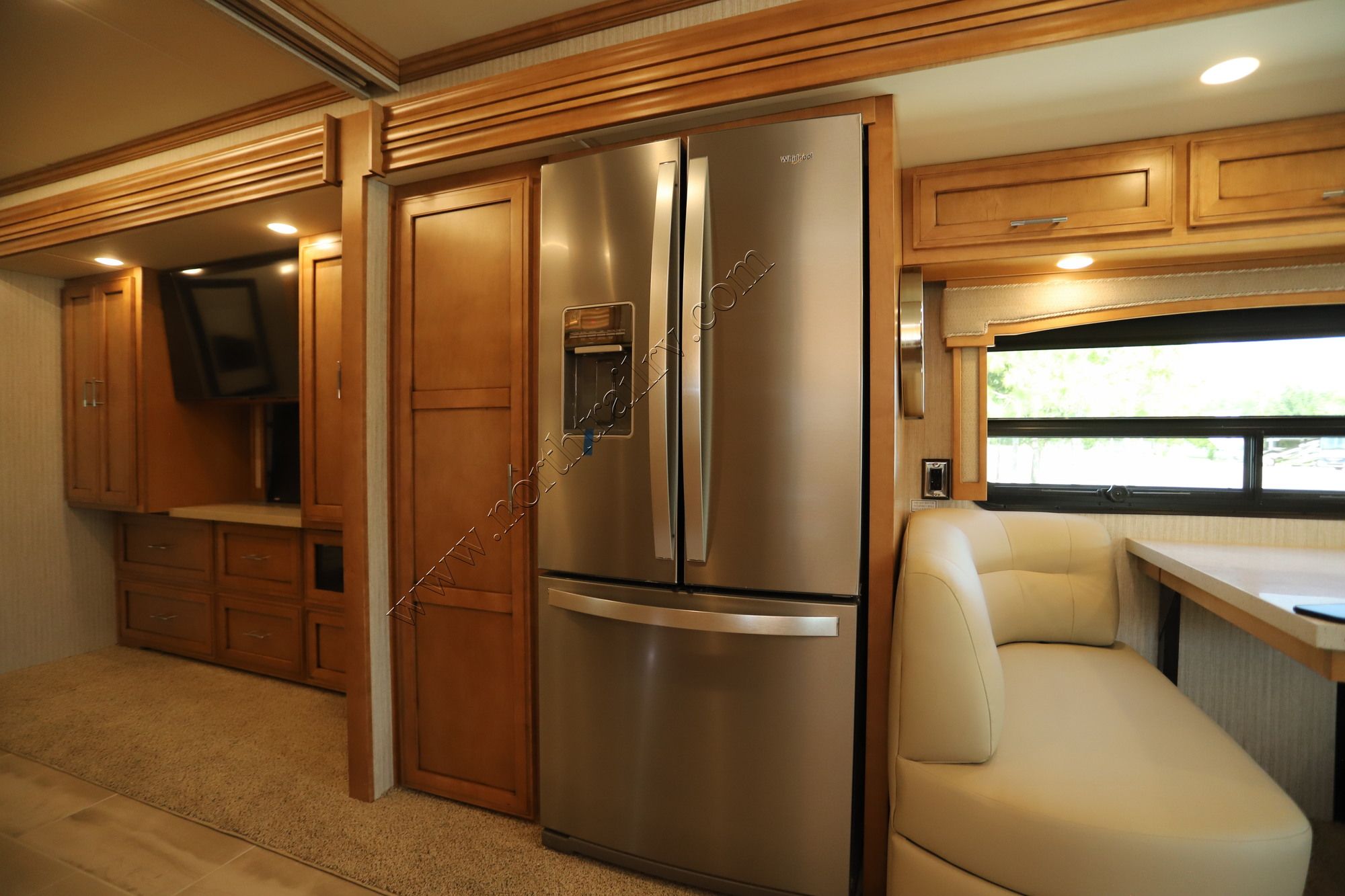 New 2022 Newmar Ventana 4369 Class A  For Sale