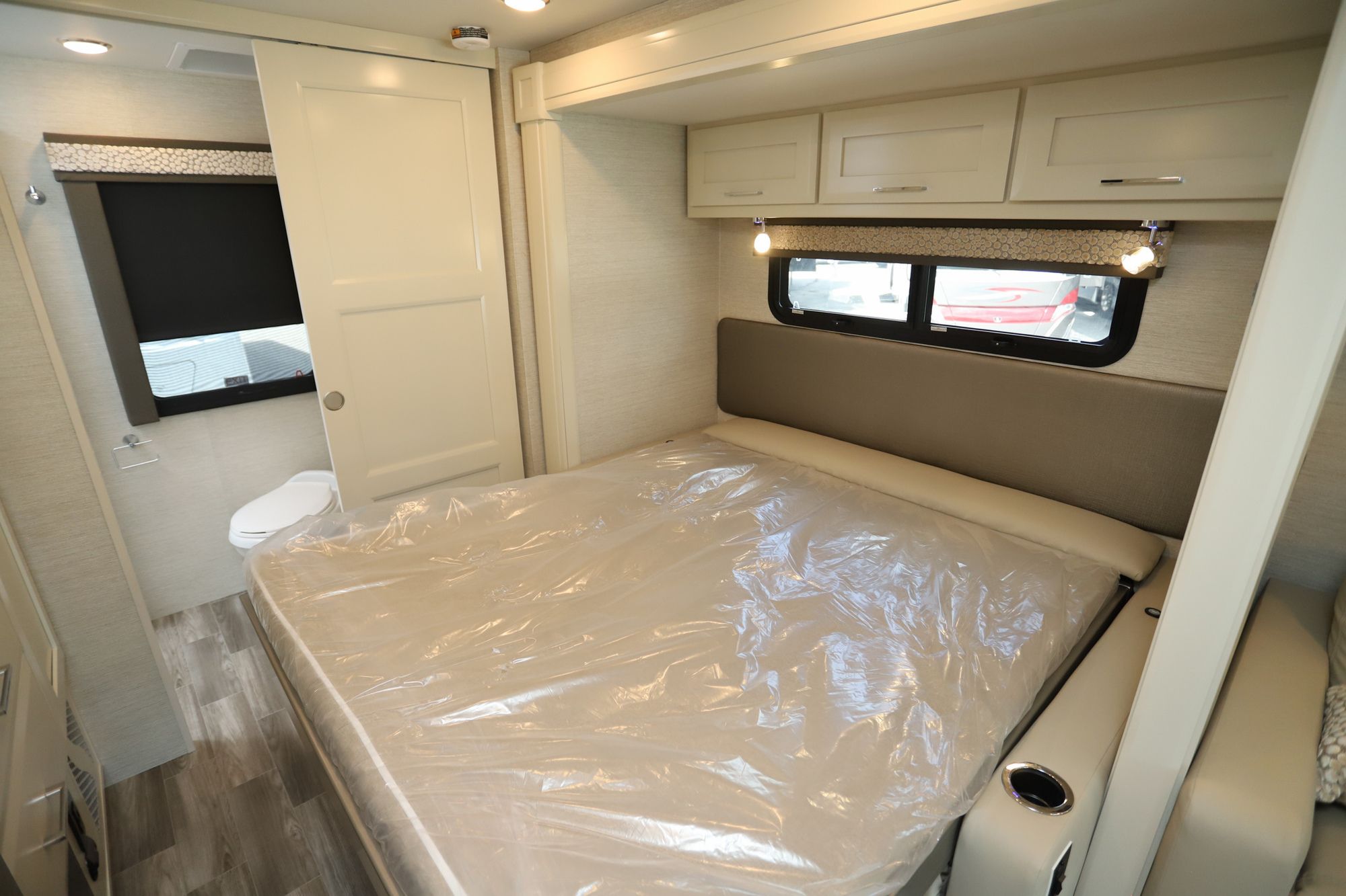 New 2023 Tiffin Motor Homes Wayfarer 25RW Class C  For Sale