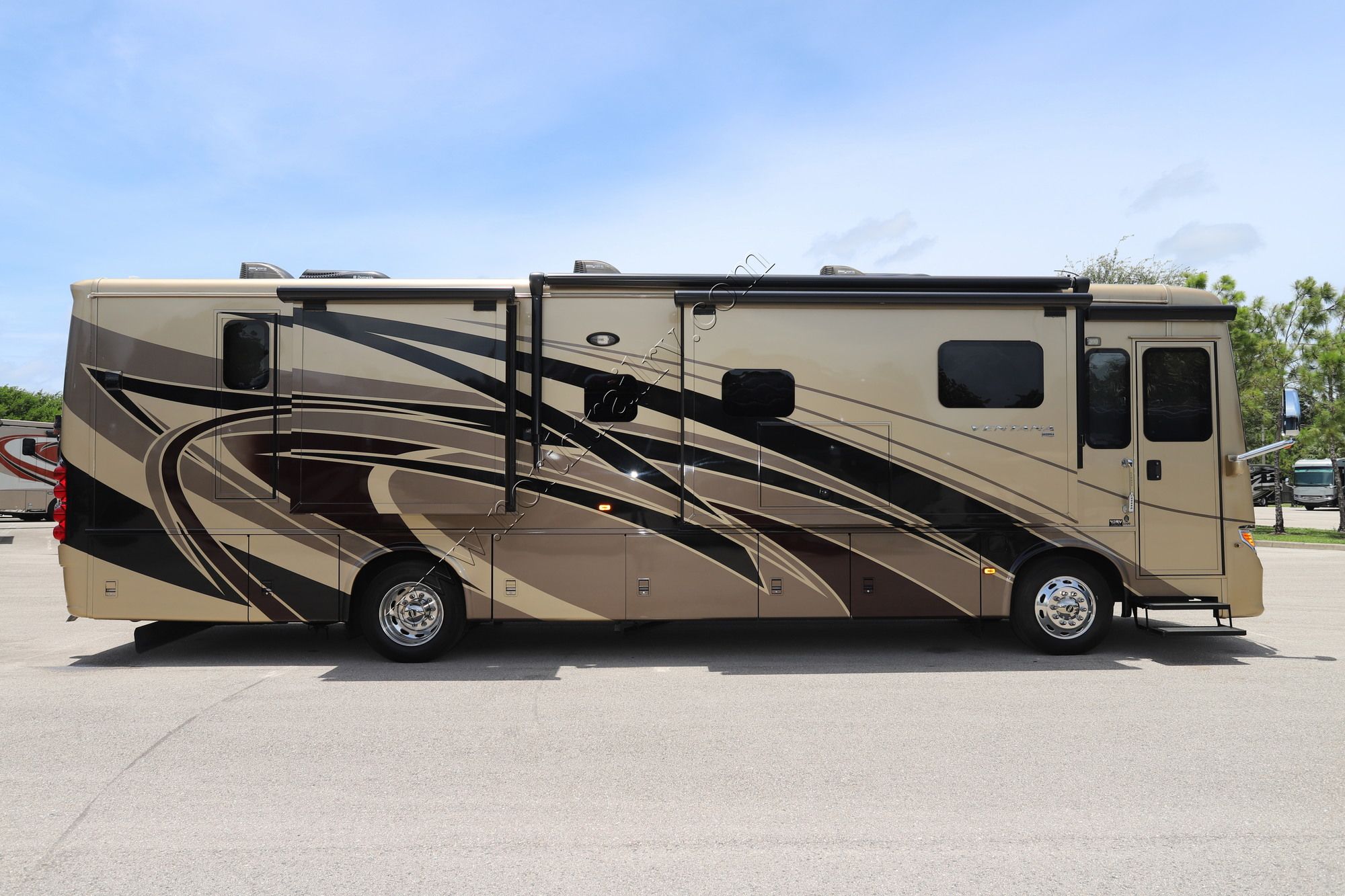 Used 2016 Newmar Ventana 3709 Class A  For Sale