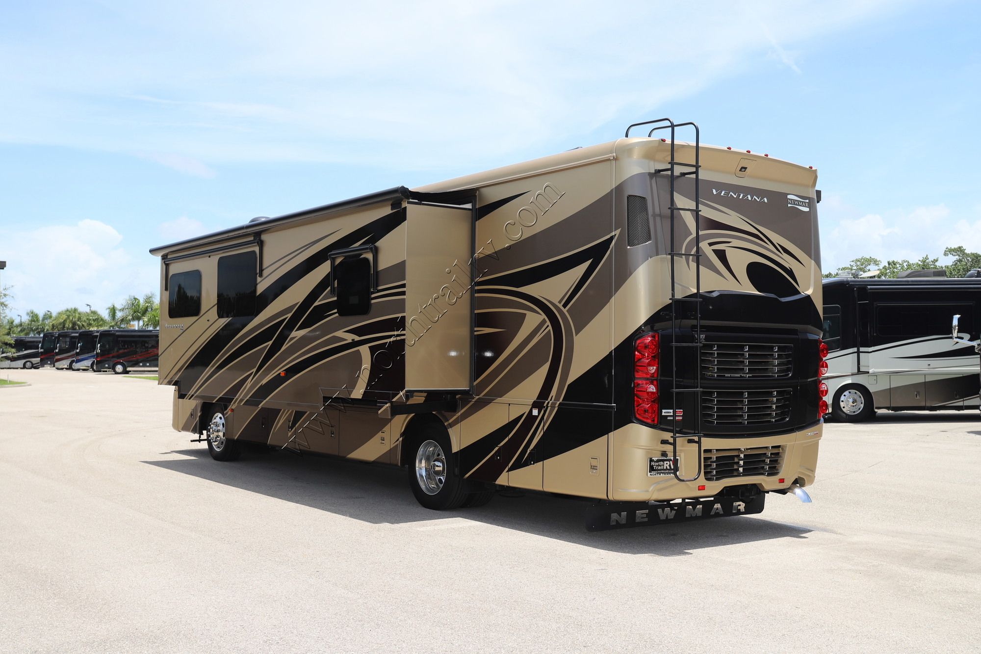 Used 2016 Newmar Ventana 3709 Class A  For Sale