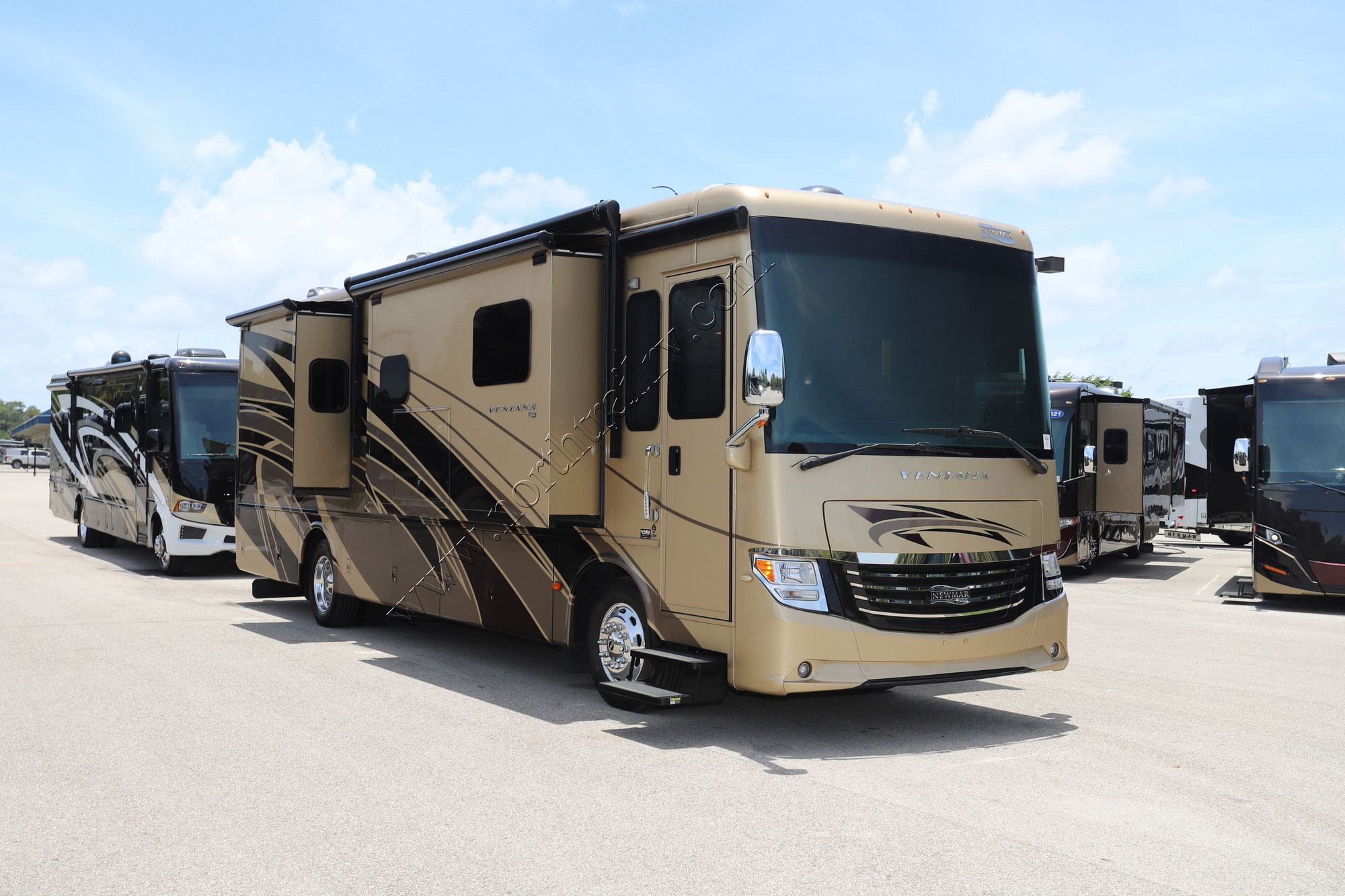 Used 2016 Newmar Ventana 3709 Class A  For Sale