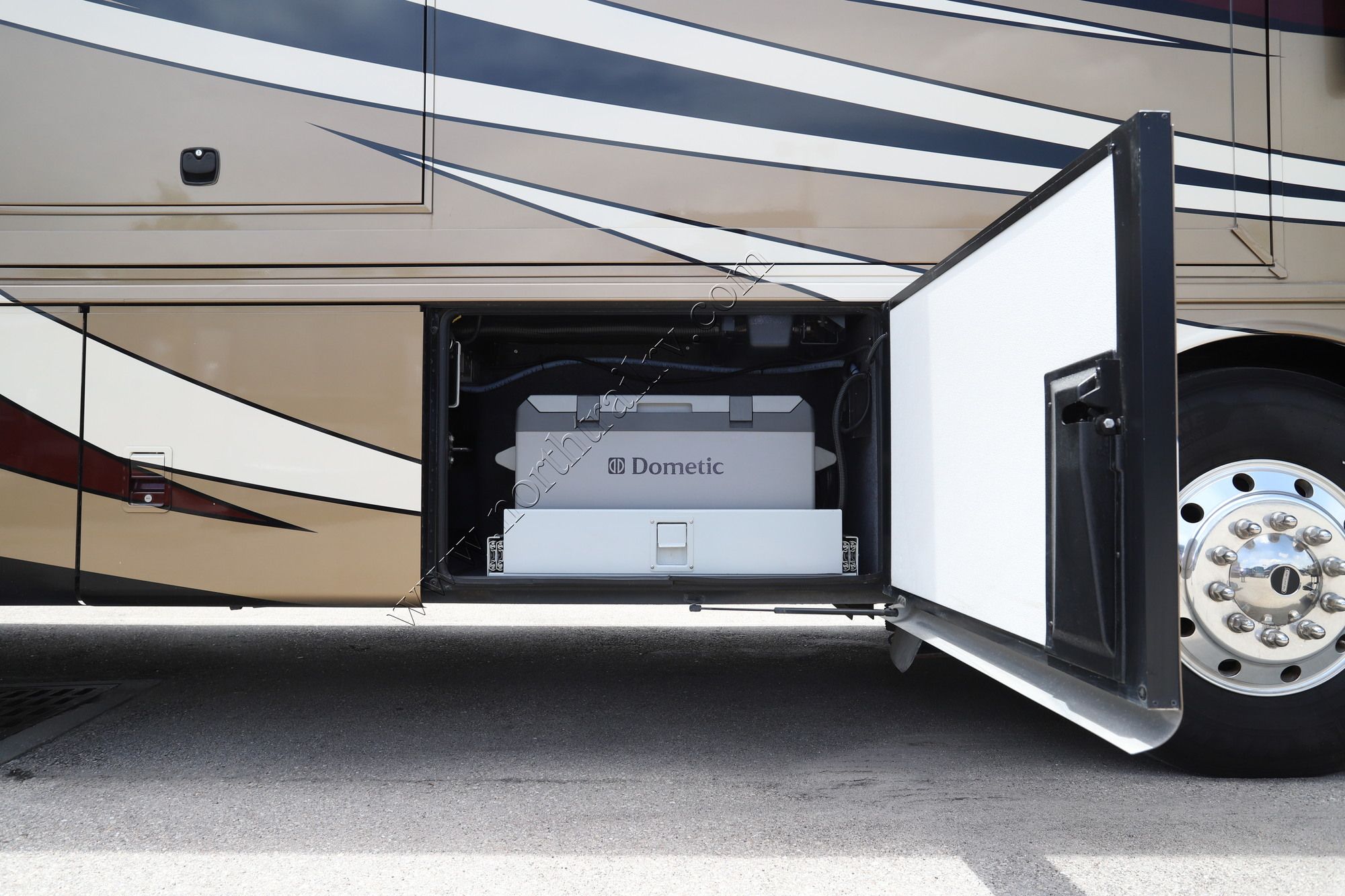 Used 2014 Newmar Dutch Star 4364 Class A  For Sale