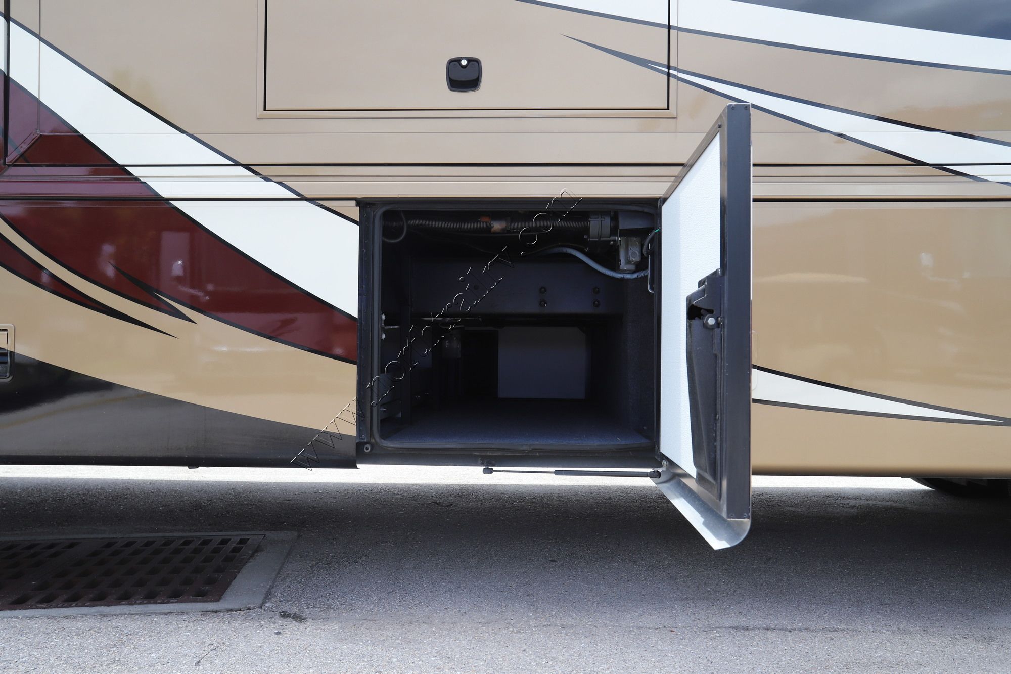 Used 2014 Newmar Dutch Star 4364 Class A  For Sale
