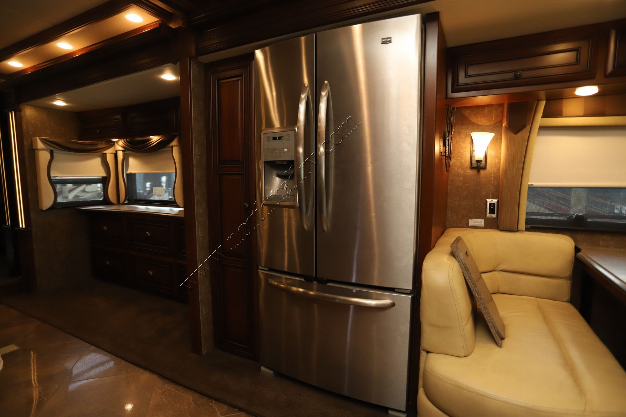Used 2014 Newmar Dutch Star 4364 Class A  For Sale
