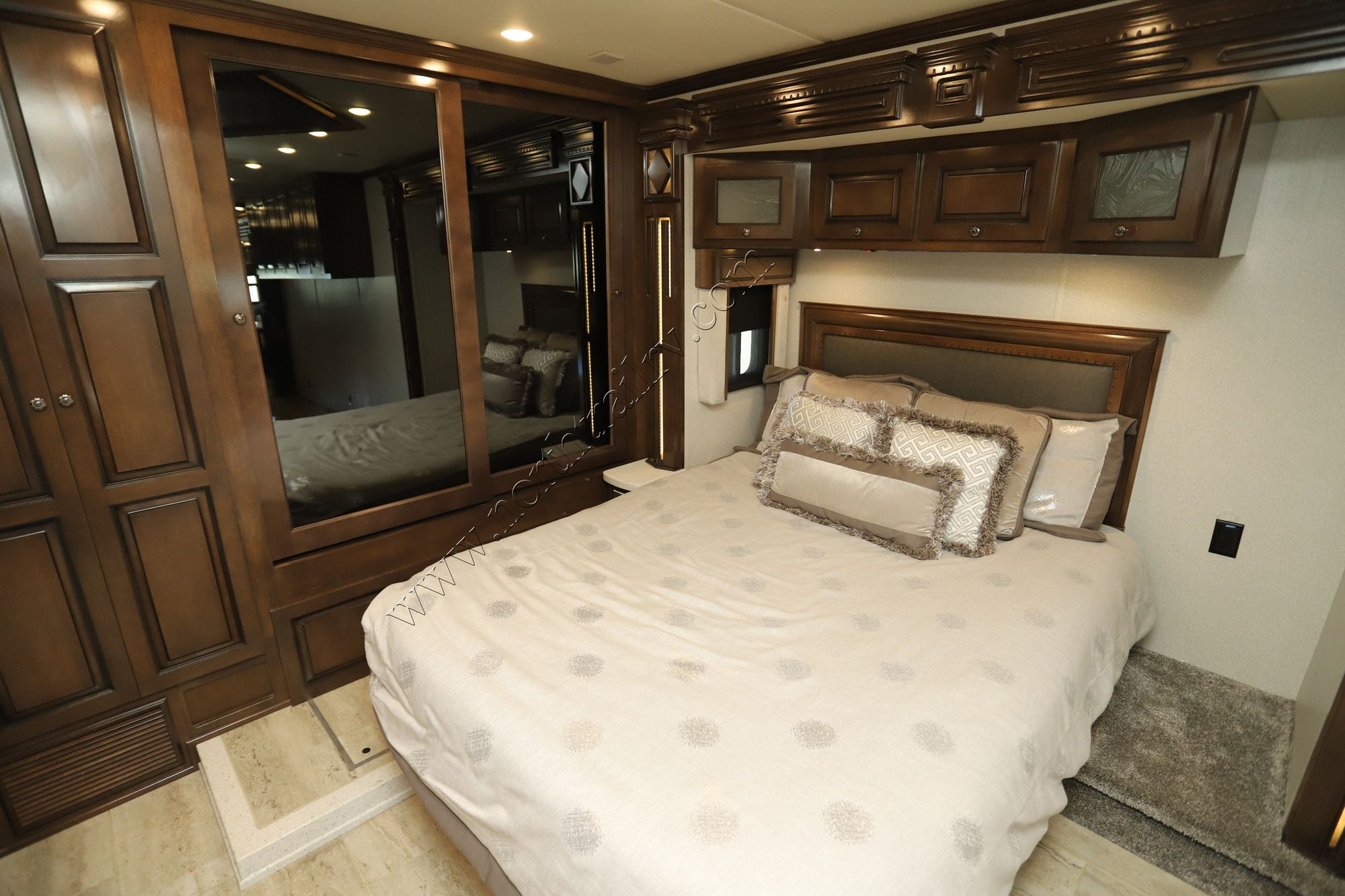 Used 2021 Newmar Dutch Star 4311 Class A  For Sale