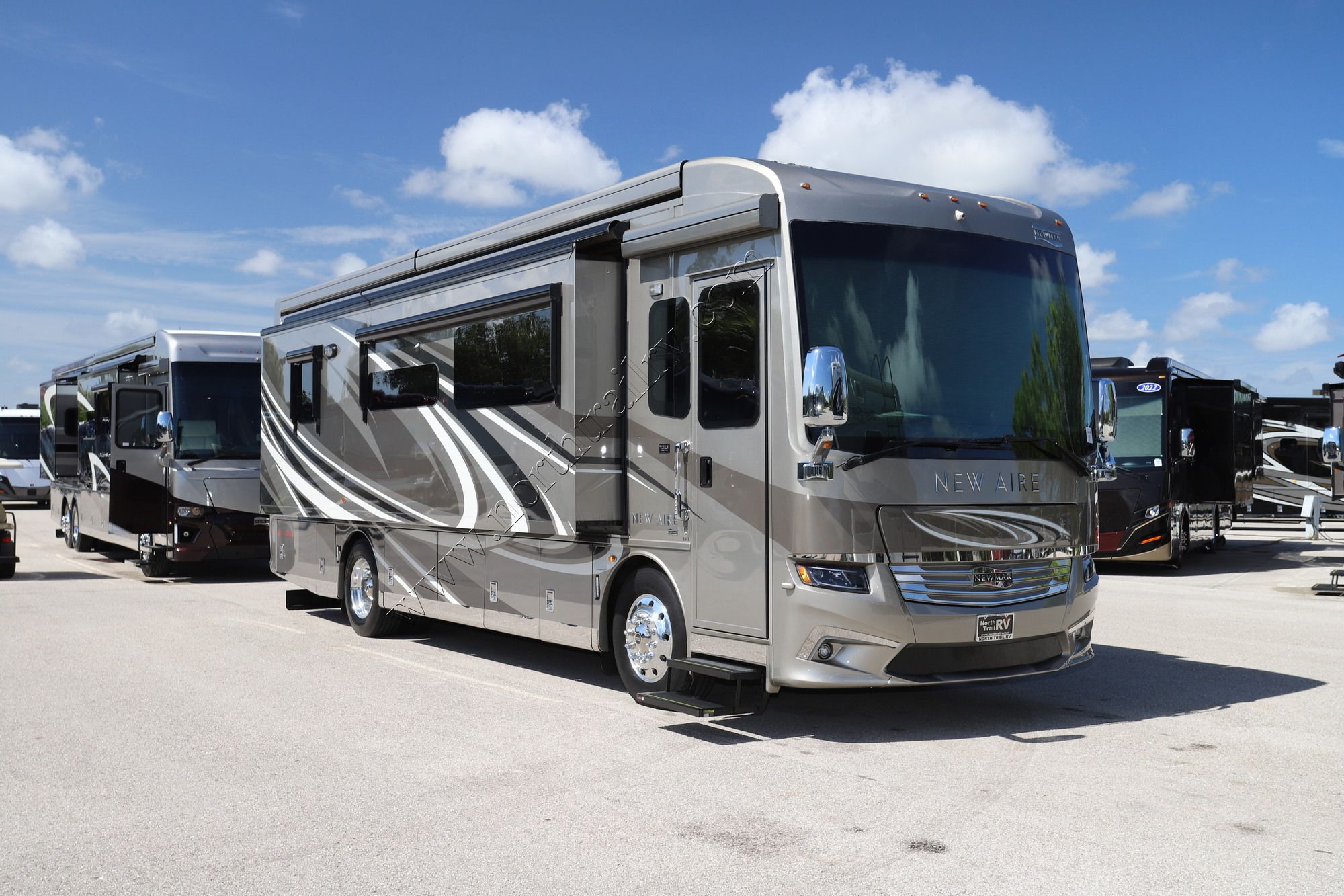 Used 2019 Newmar New Aire 3345 Class A  For Sale