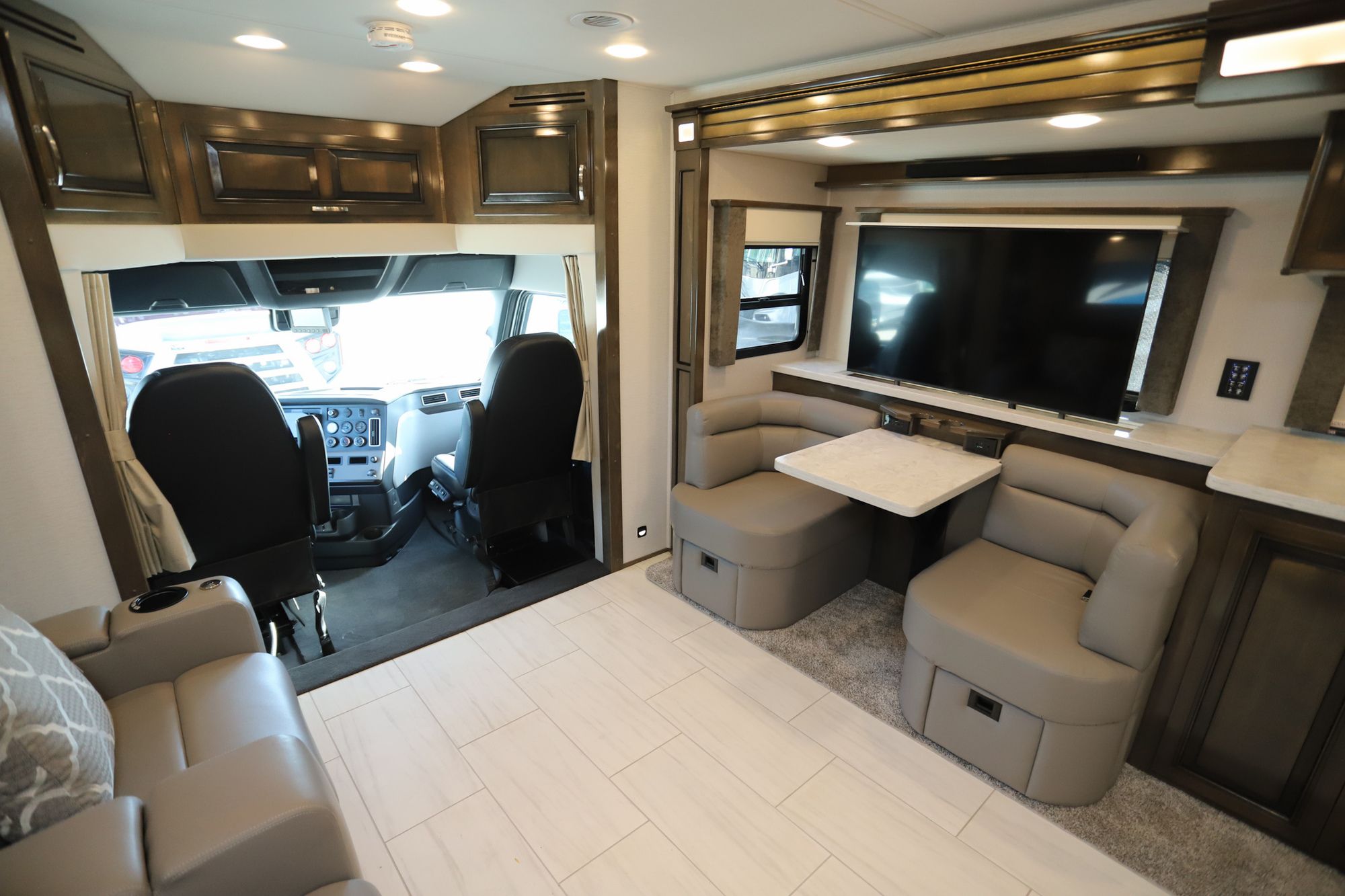 New 2023 Renegade Rv Explorer 38EMB Super C  For Sale