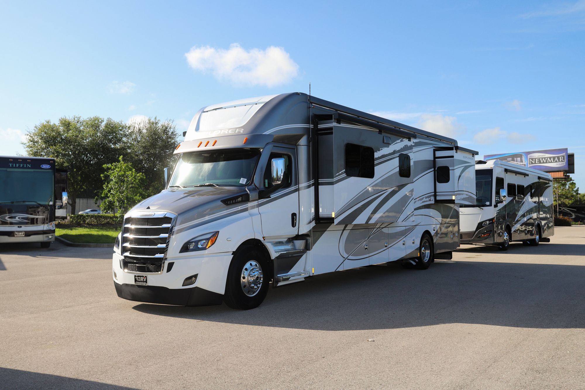 New 2023 Renegade Rv Explorer 38EMB Super C  For Sale
