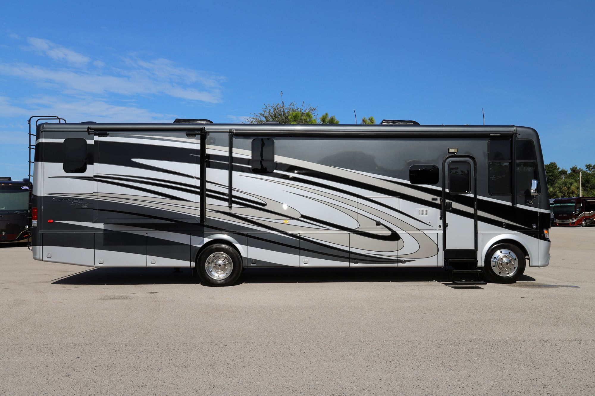 Used 2016 Newmar Canyon Star 3710 Class A  For Sale