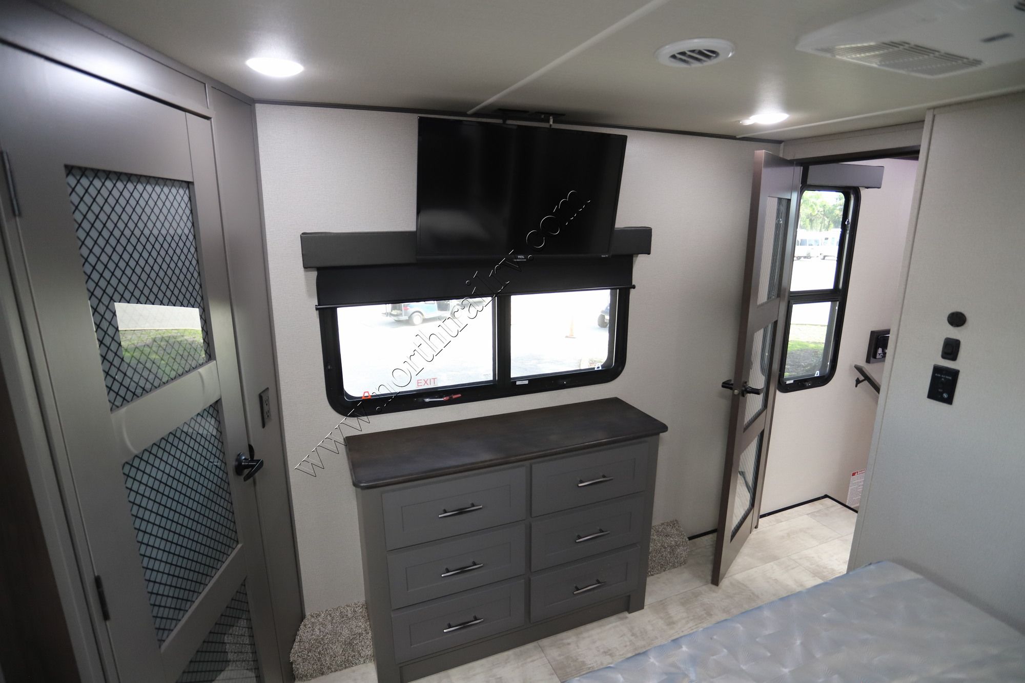 Used 2022 Grand Design Momentum 397TH-R Fifth Wheel  For Sale