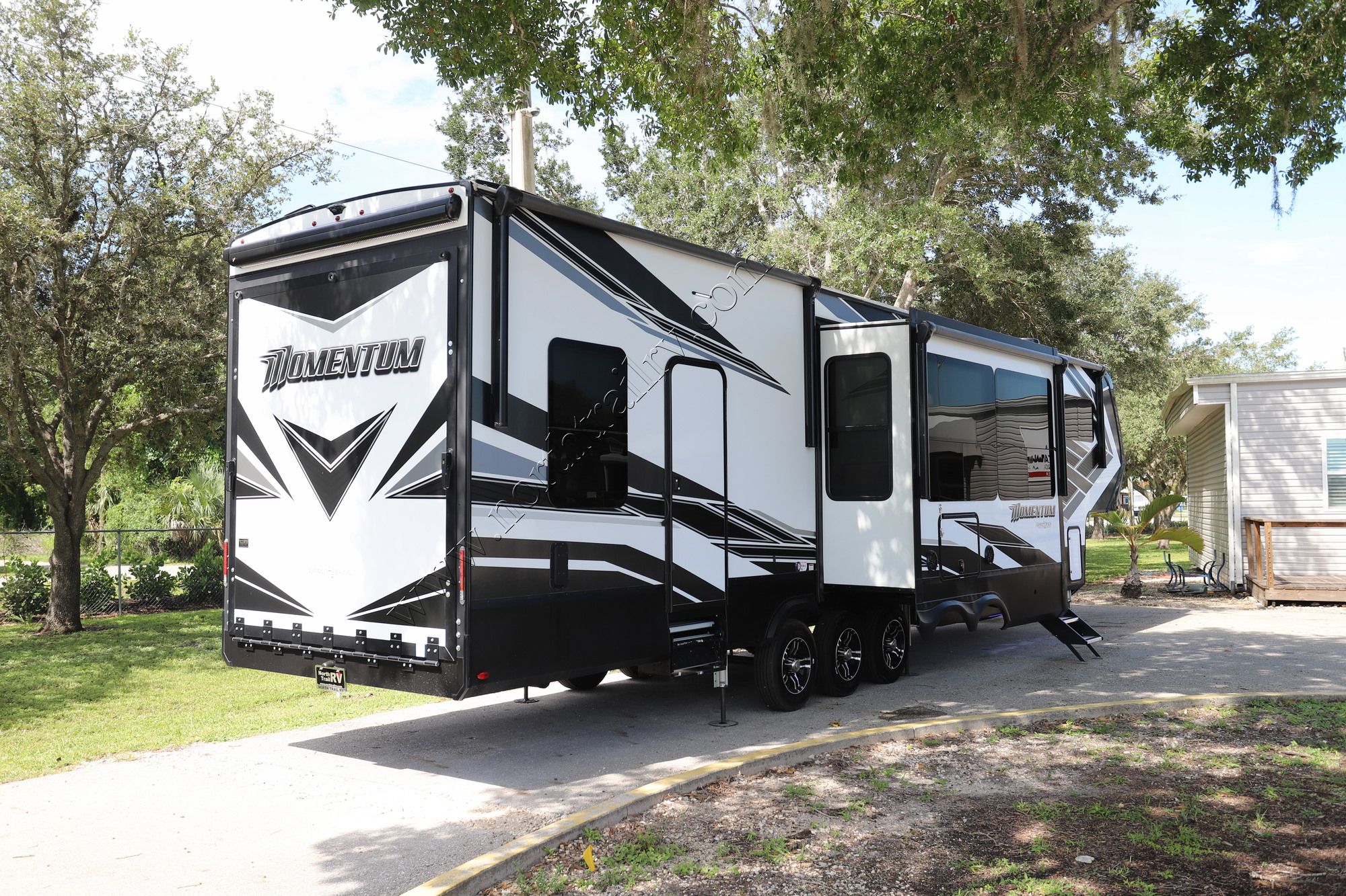 Used 2022 Grand Design Momentum 397TH-R Fifth Wheel  For Sale