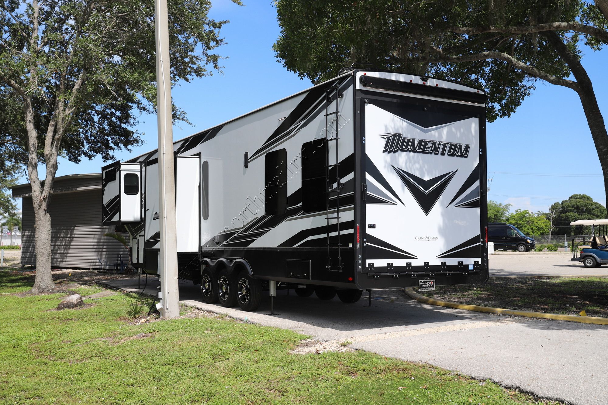 Used 2022 Grand Design Momentum 397TH-R Fifth Wheel  For Sale