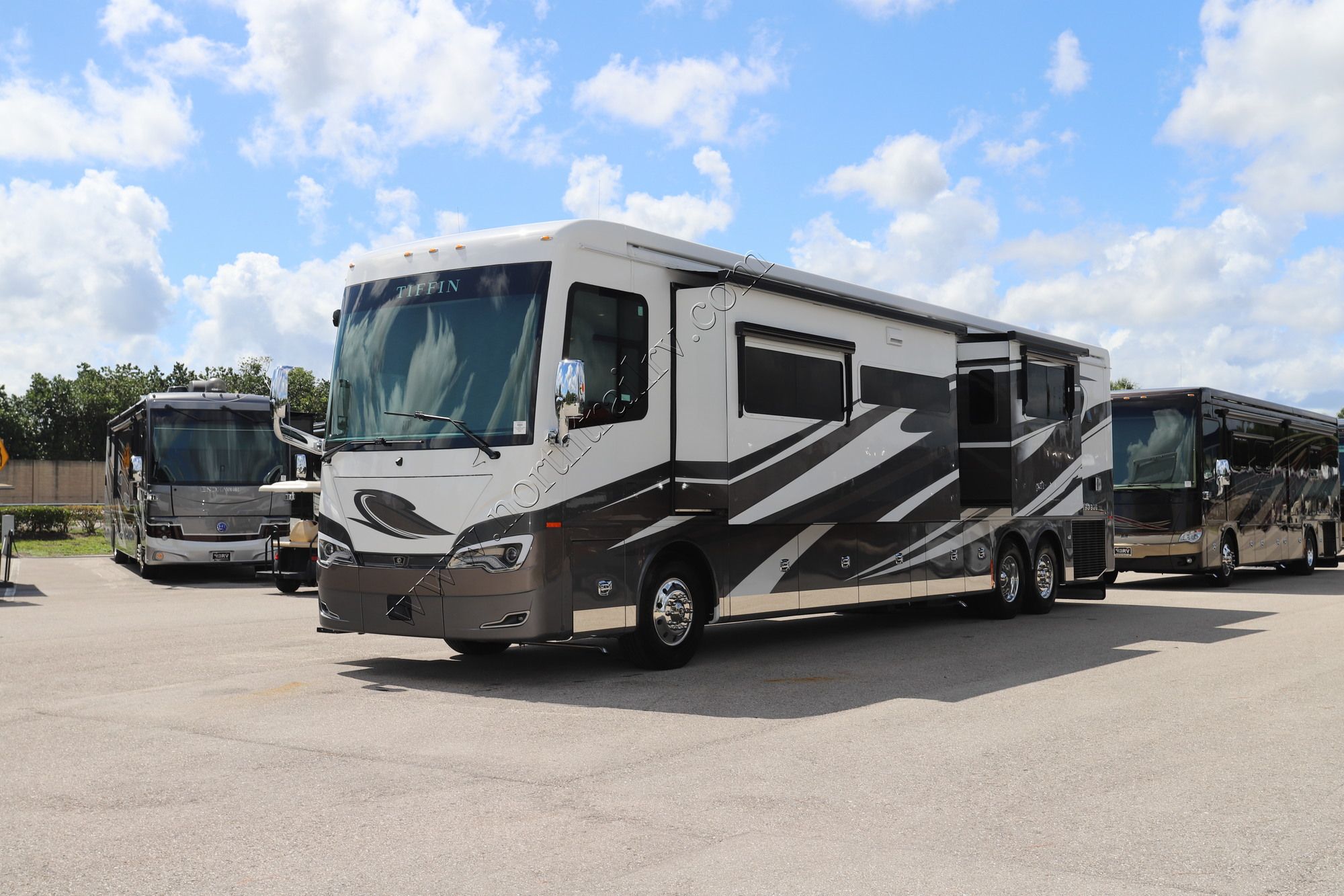 New 2022 Tiffin Motor Homes Allegro Bus 45OPP Class A  For Sale