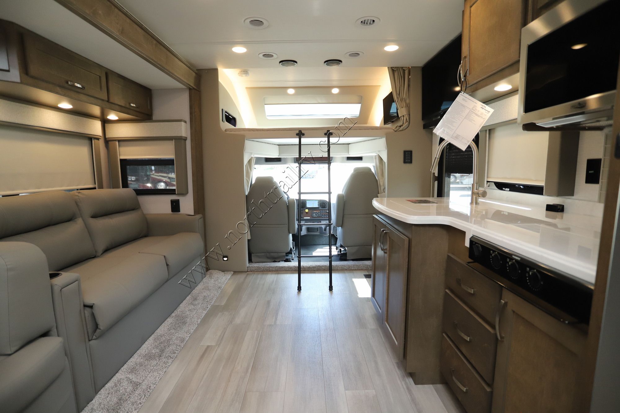 New 2023 Renegade Rv Valencia 38BB Super C  For Sale