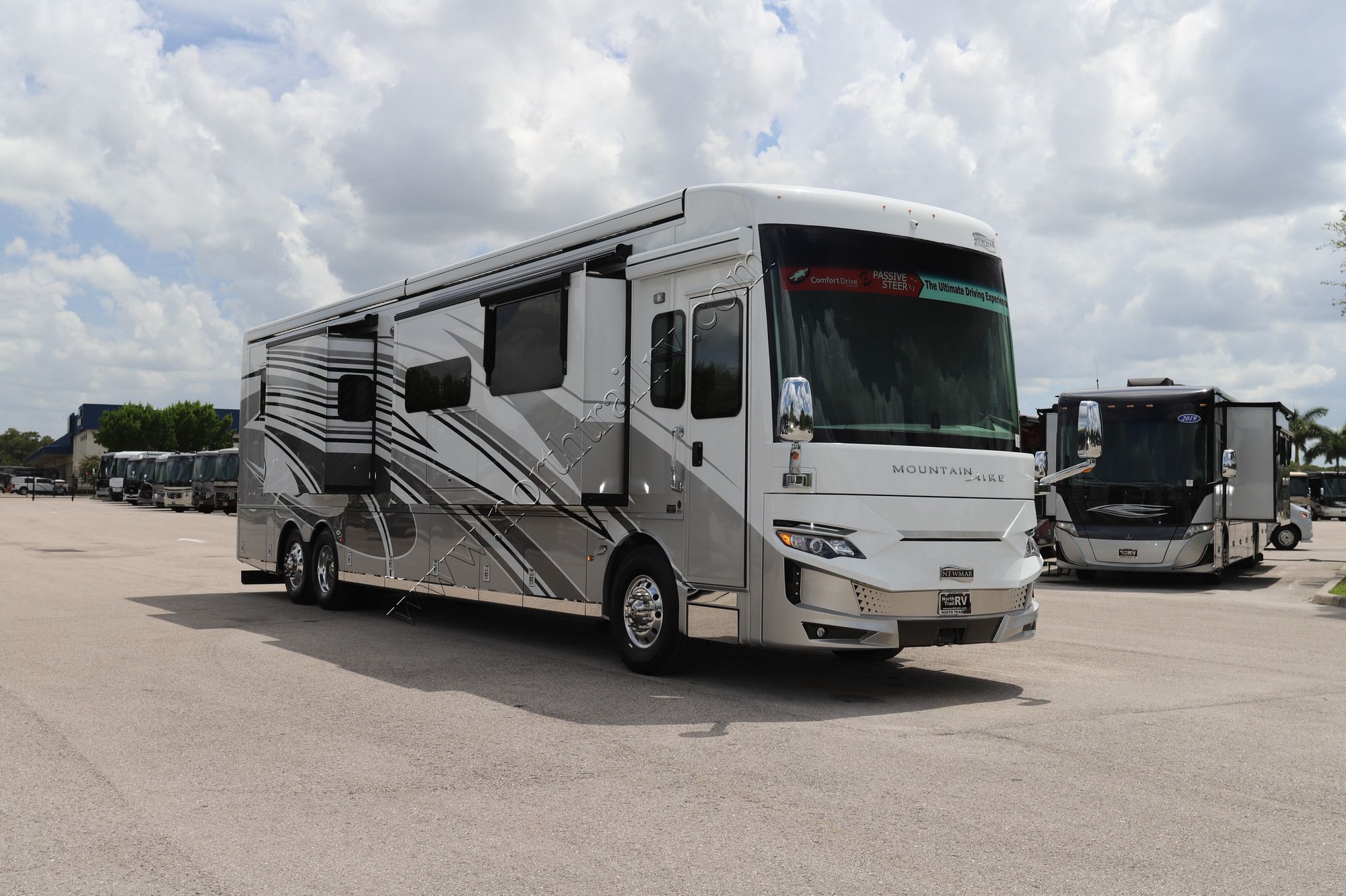 New 2022 Newmar Mountain Aire 4551 Class A  For Sale