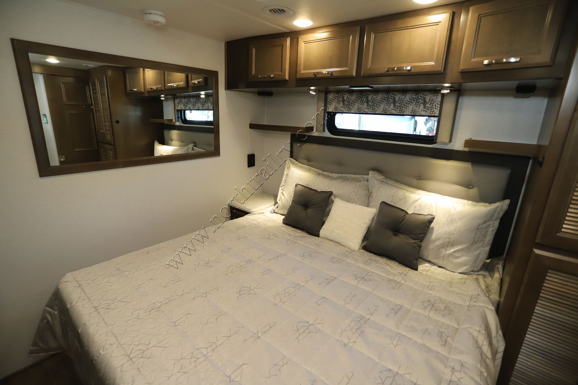 New 2023 Renegade Rv Verona 40VBH Super C  For Sale