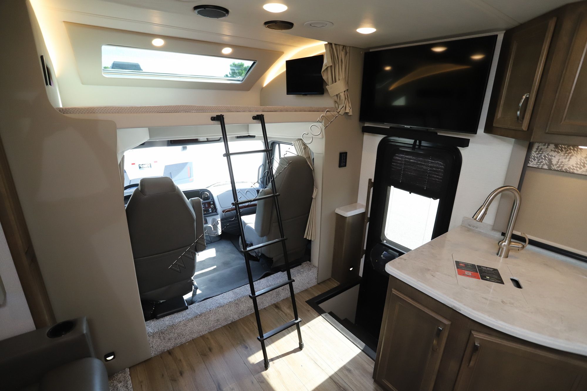 New 2023 Renegade Rv Verona 40VBH Super C  For Sale