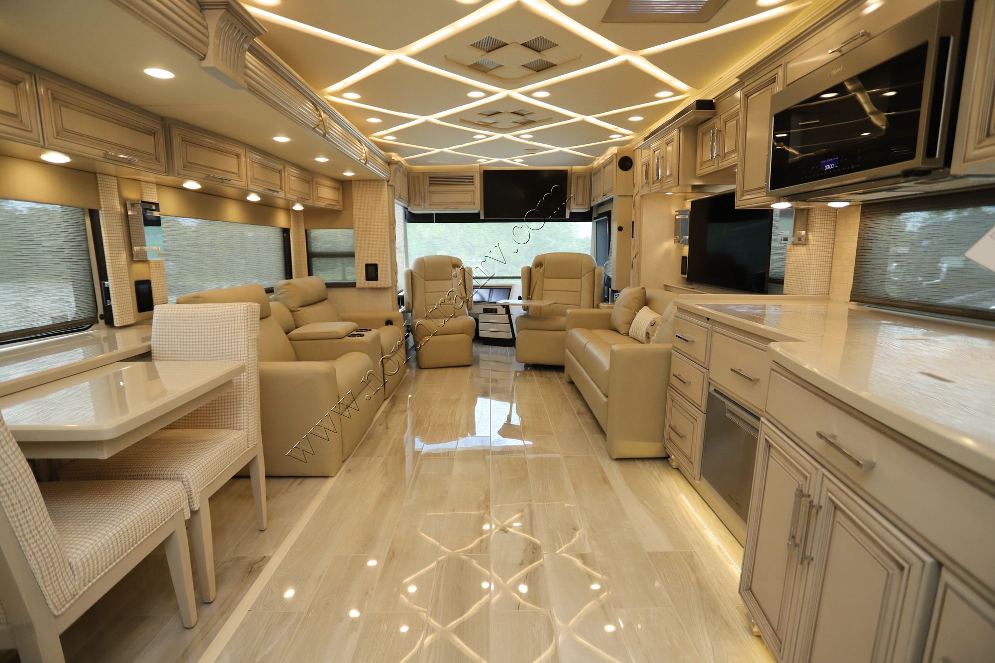 New 2022 Newmar Mountain Aire 4551 Class A  For Sale