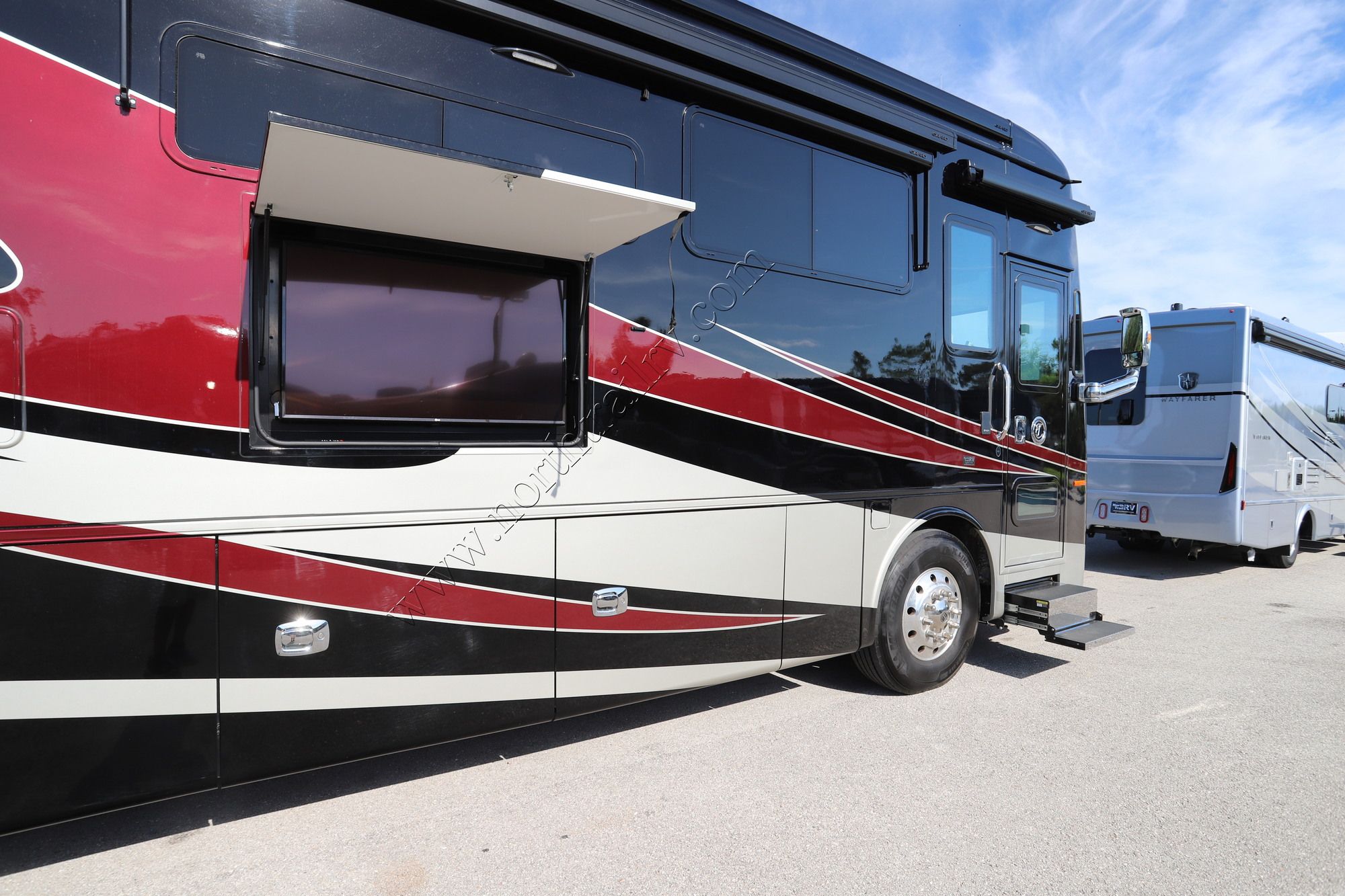 Used 2019 Tiffin Motor Homes Allegro Bus 45OPP Class A  For Sale