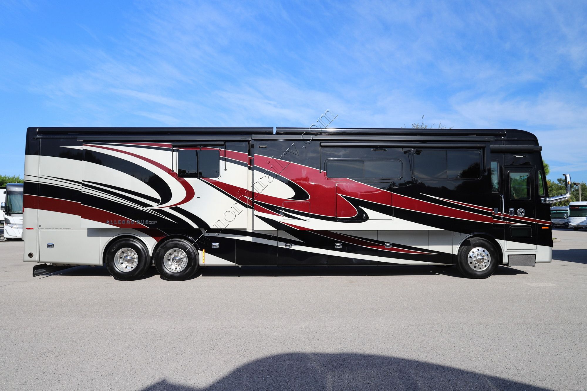 Used 2019 Tiffin Motor Homes Allegro Bus 45OPP Class A  For Sale