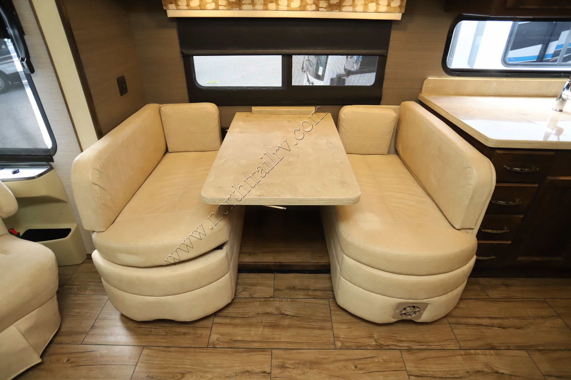 Used 2020 Tiffin Motor Homes Allegro Red 33AL Class A  For Sale