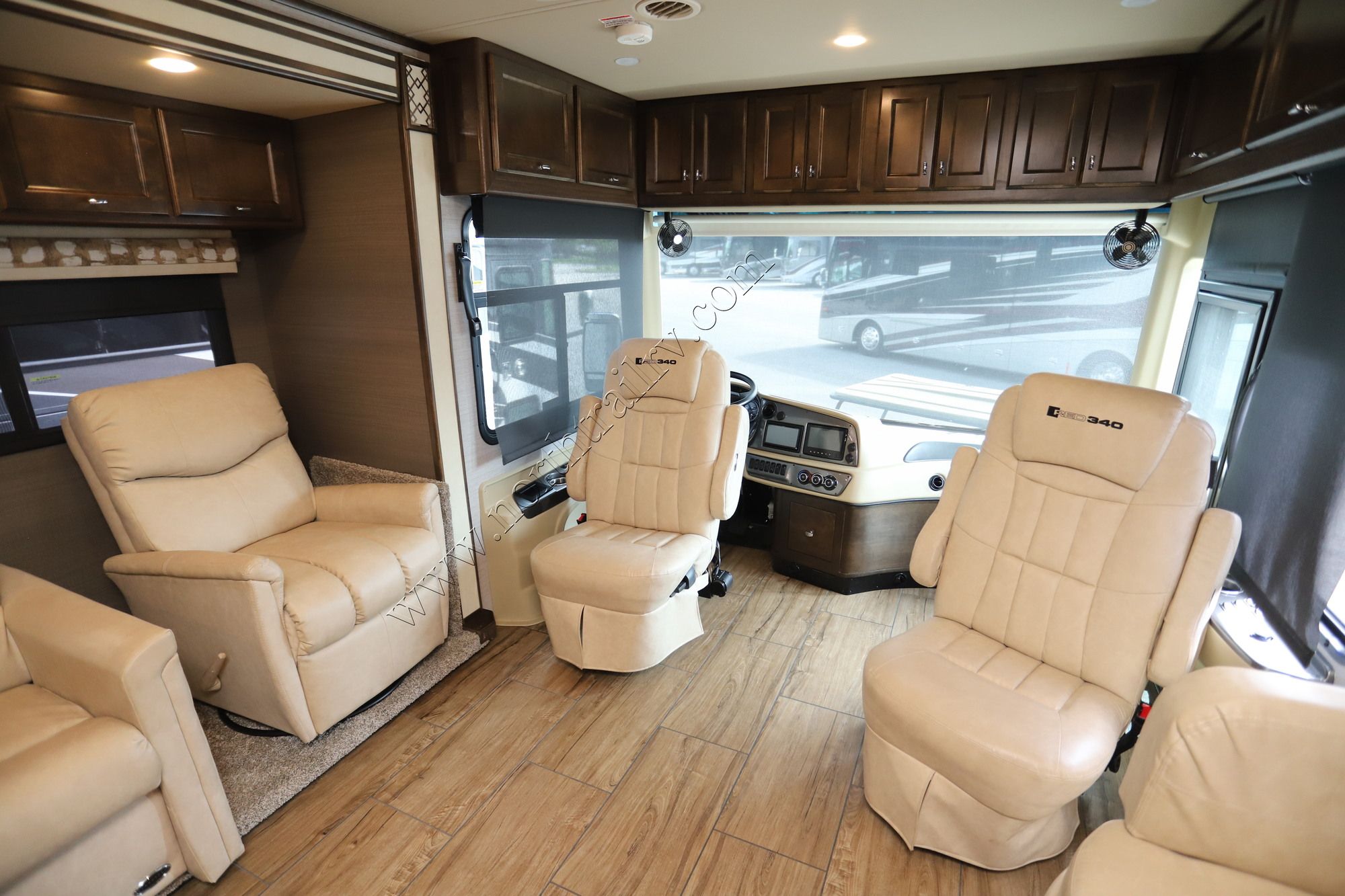 Used 2020 Tiffin Motor Homes Allegro Red 33AL Class A  For Sale