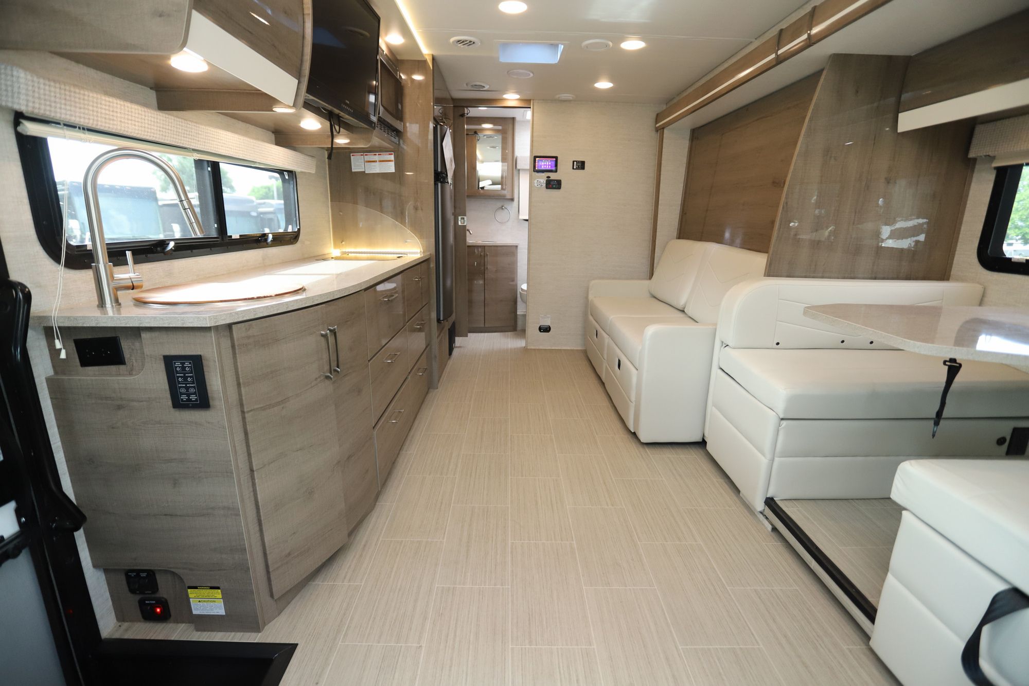 New 2022 Jayco Melbourne Prestige 24RP Class C  For Sale